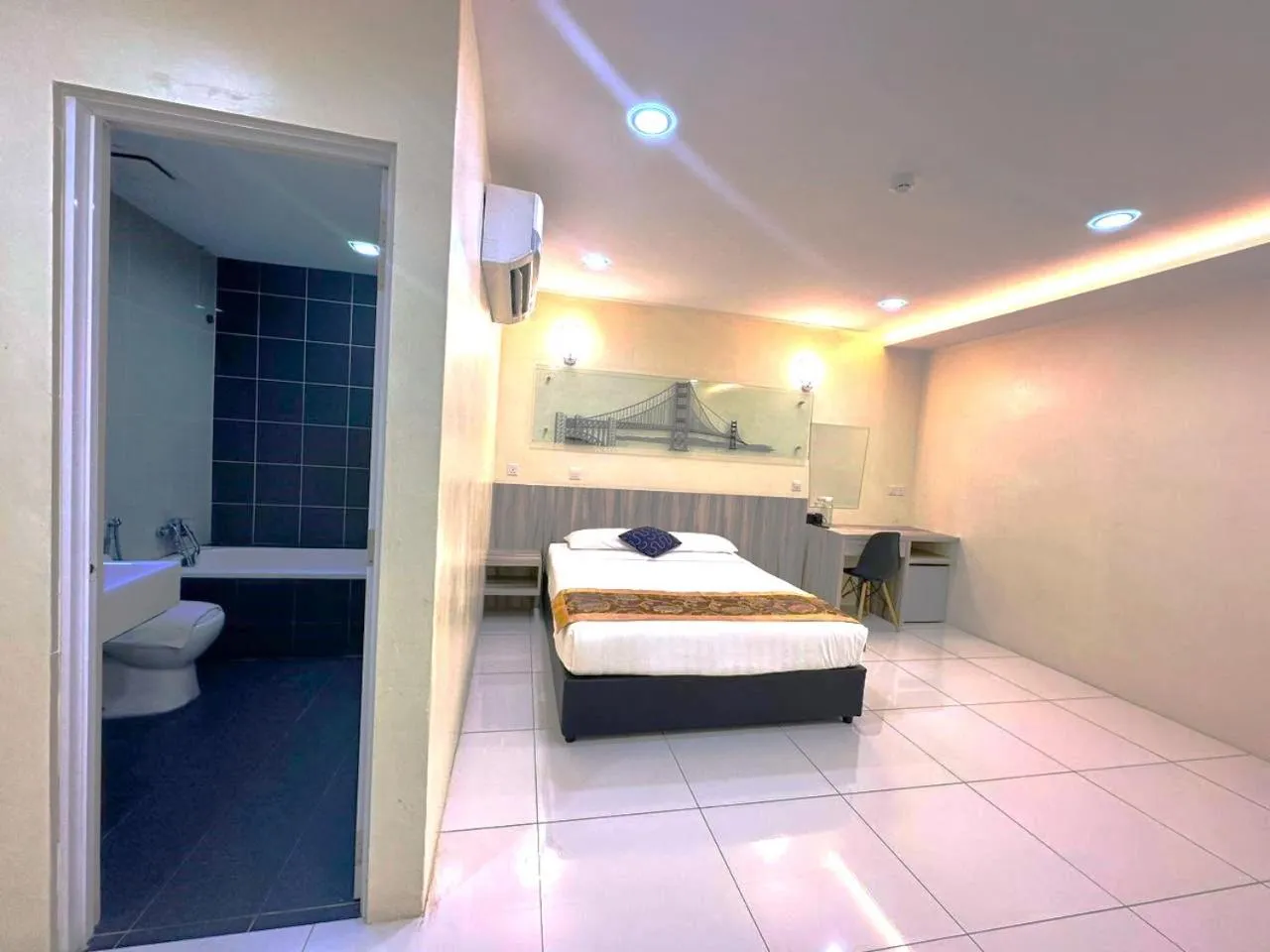 Bed in Avatel Bukit Mertajam