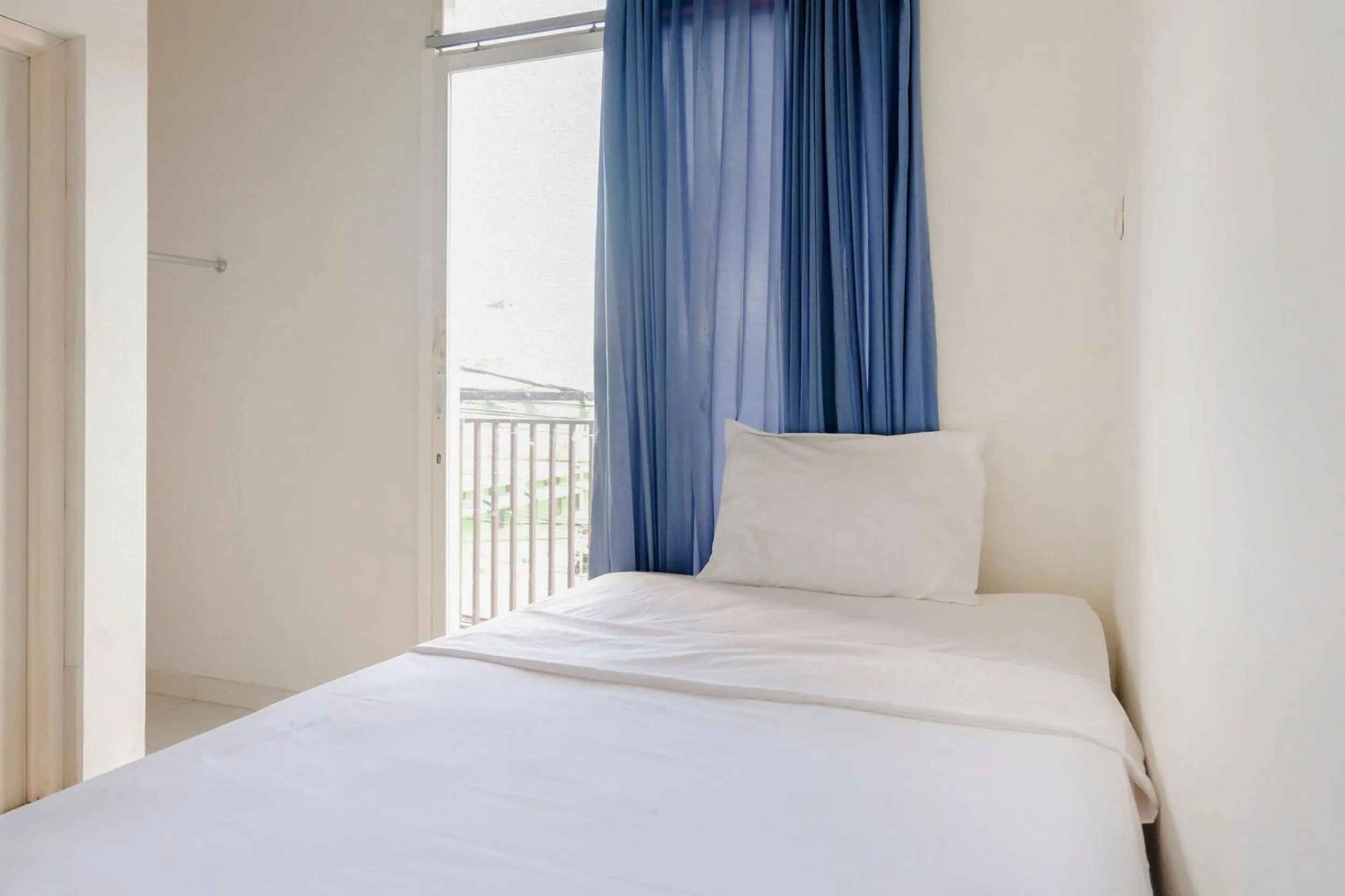 Bedroom in OYO Life 2760 Kost Simpang Borobudur 47