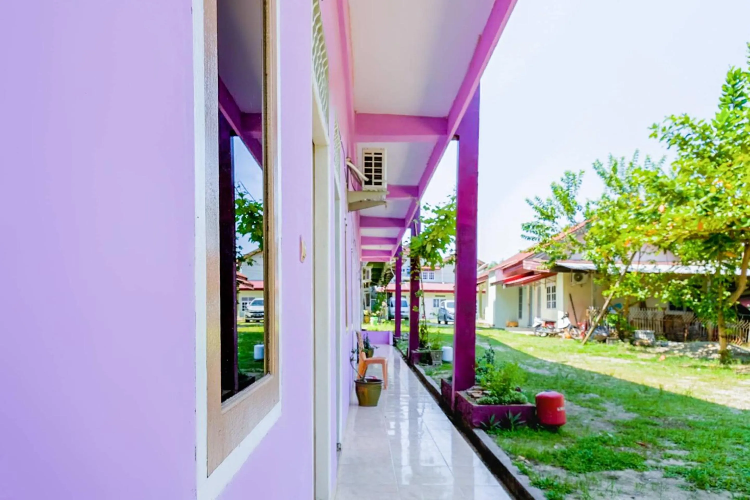 Facade/entrance in OYO Life 2745 Nabeza House