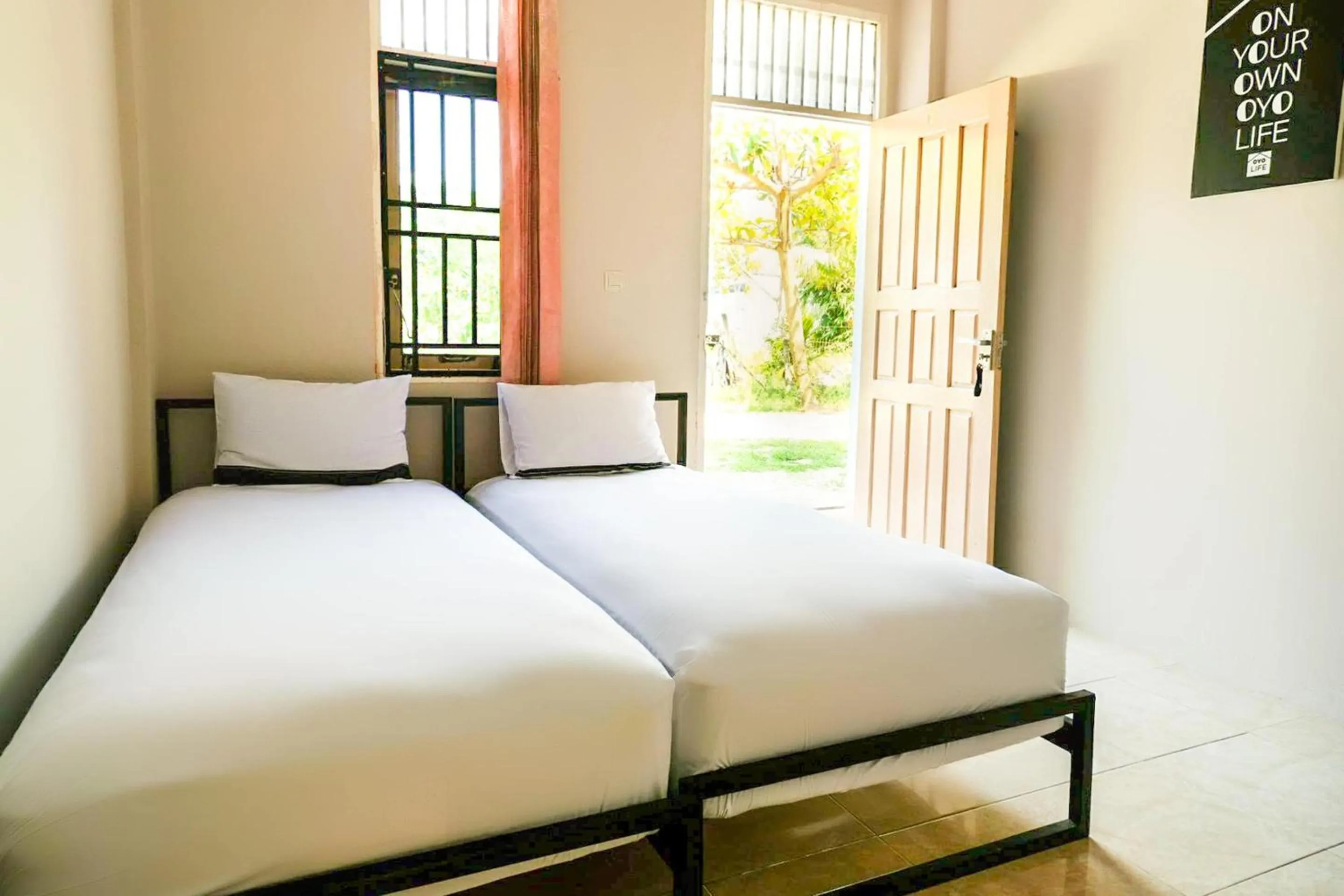 Bedroom, Bed in OYO Life 2745 Nabeza House