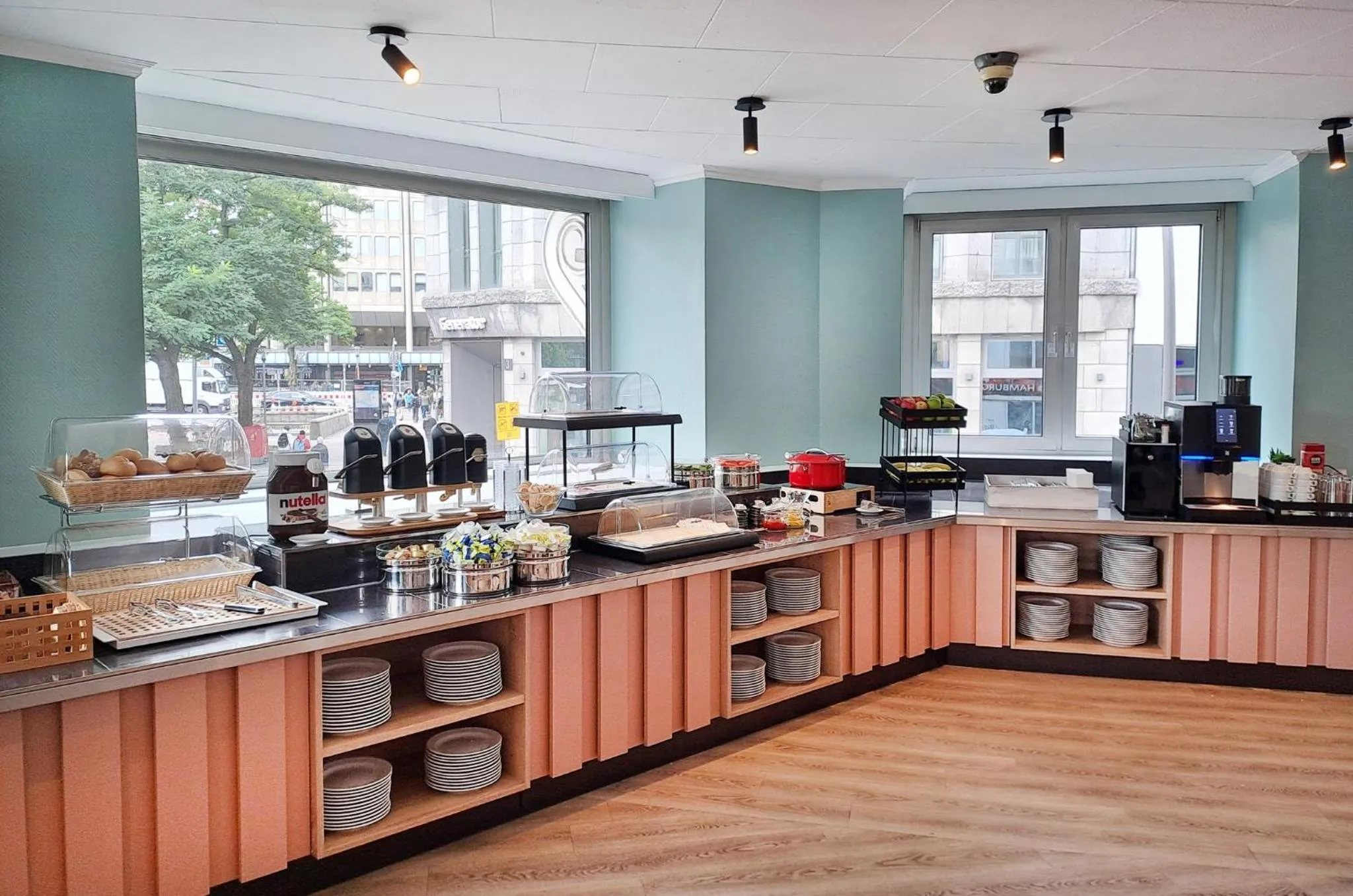 Breakfast in Garner Hotel Hamburg - Graf Moltke by IHG