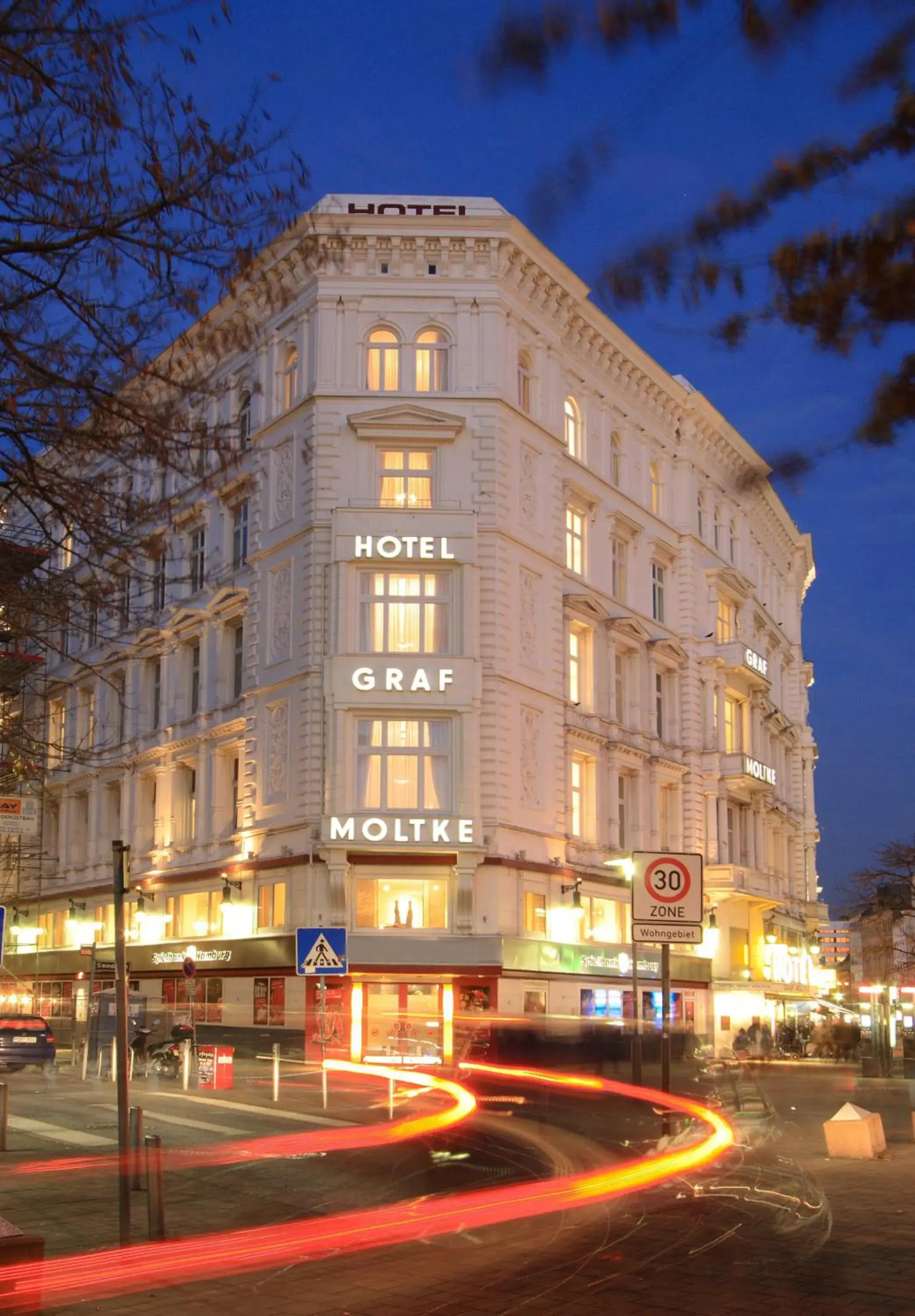 Facade/entrance in Hotel Graf Moltke Hamburg Facade/entrance in Hotel Graf Moltke Hamburg