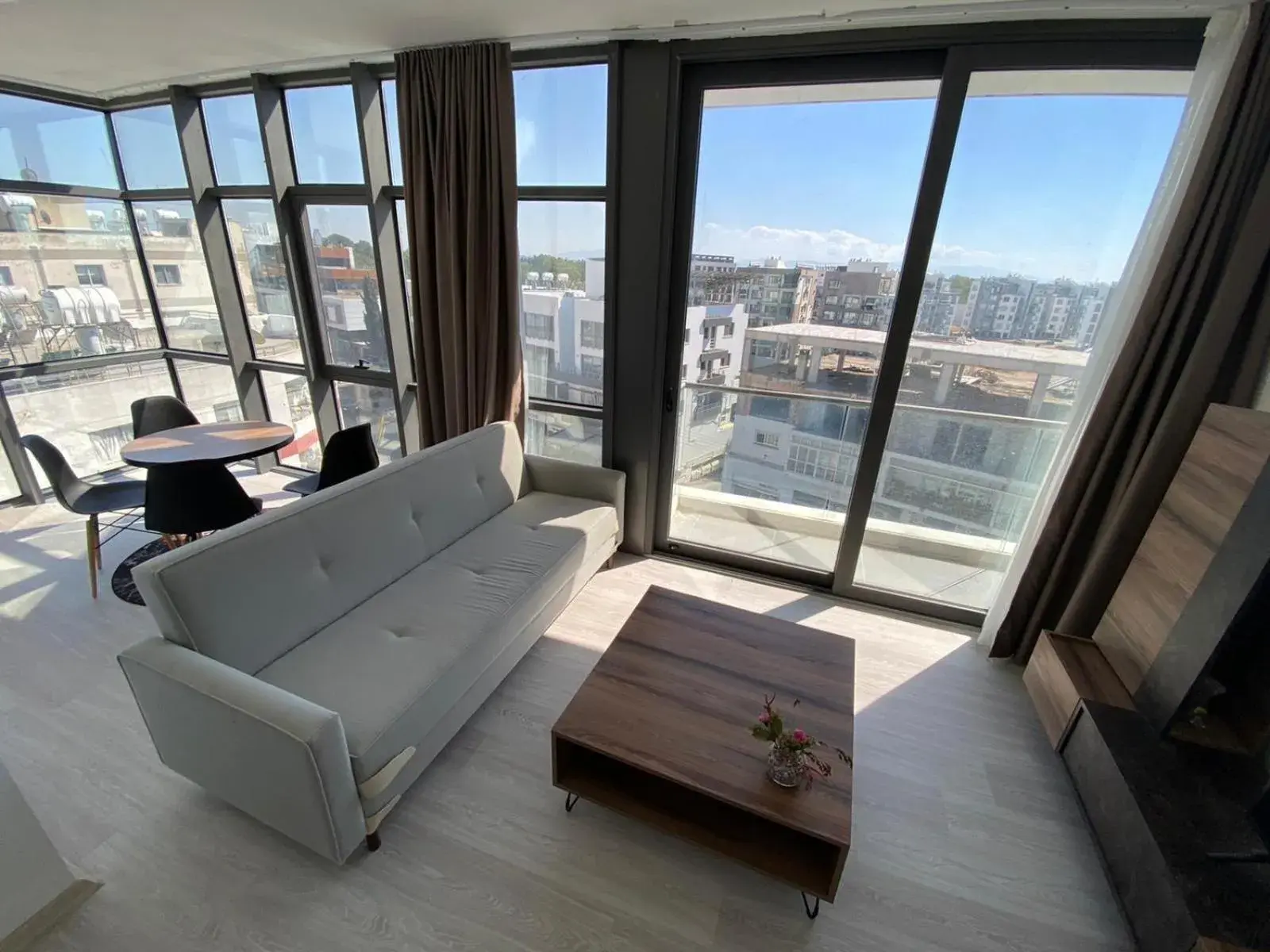 Living room in Alya Rooms Living room in Alya Rooms