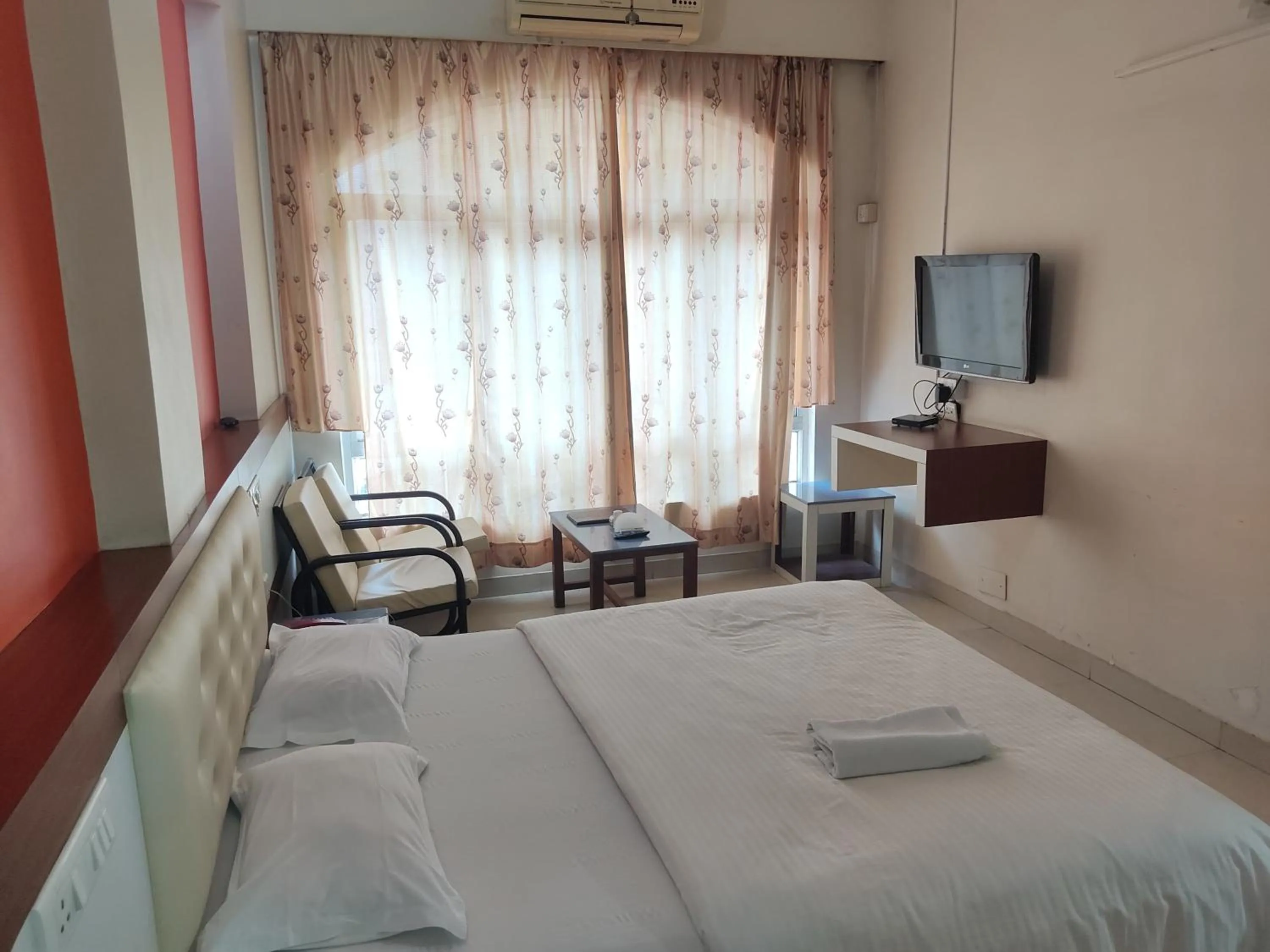 Bed in Hotel Rajtara