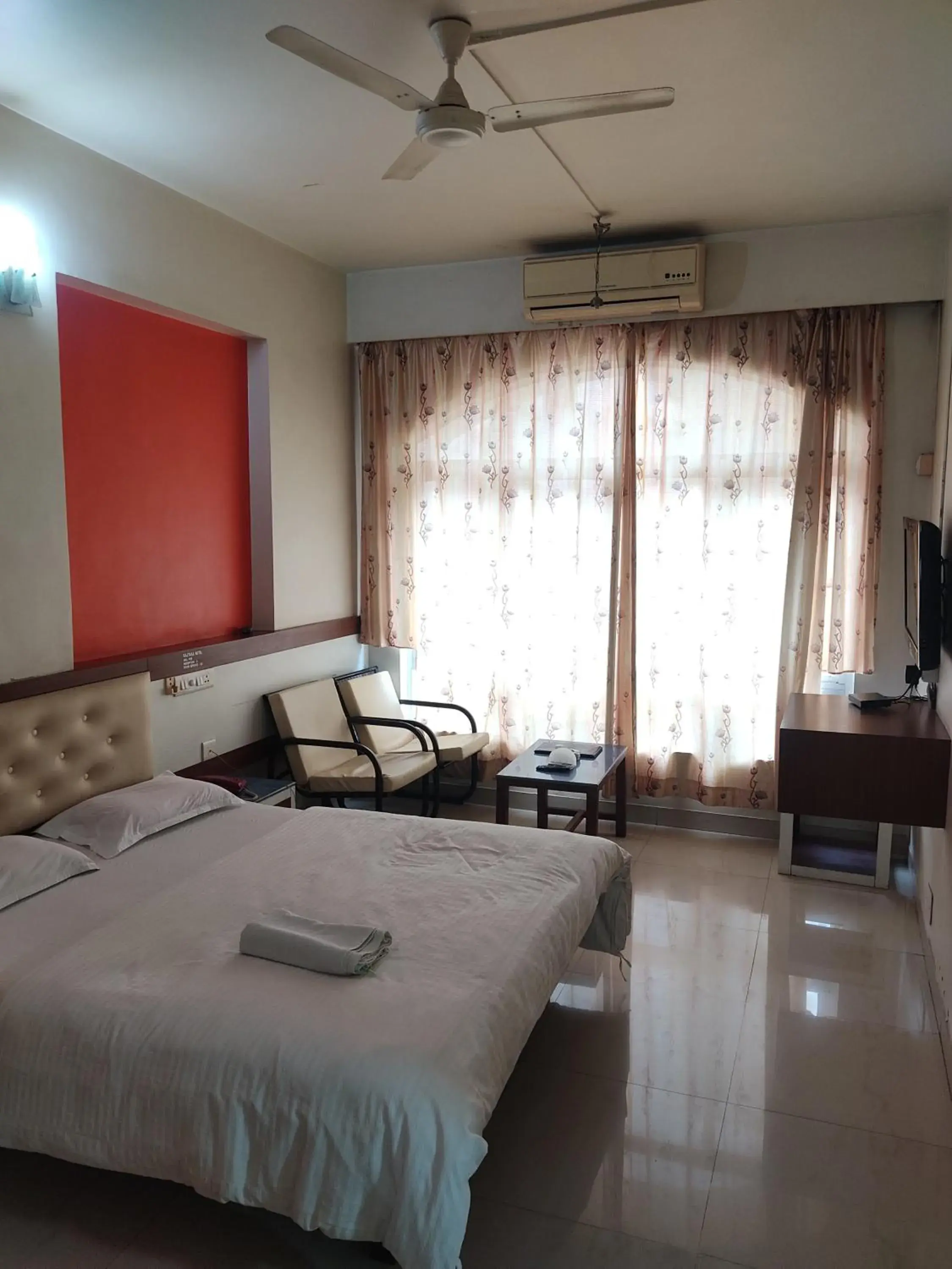 Standard Double Room with Fan - single occupancy in Hotel Rajtara Standard Double Room with Fan - single occupancy in Hotel Rajtara