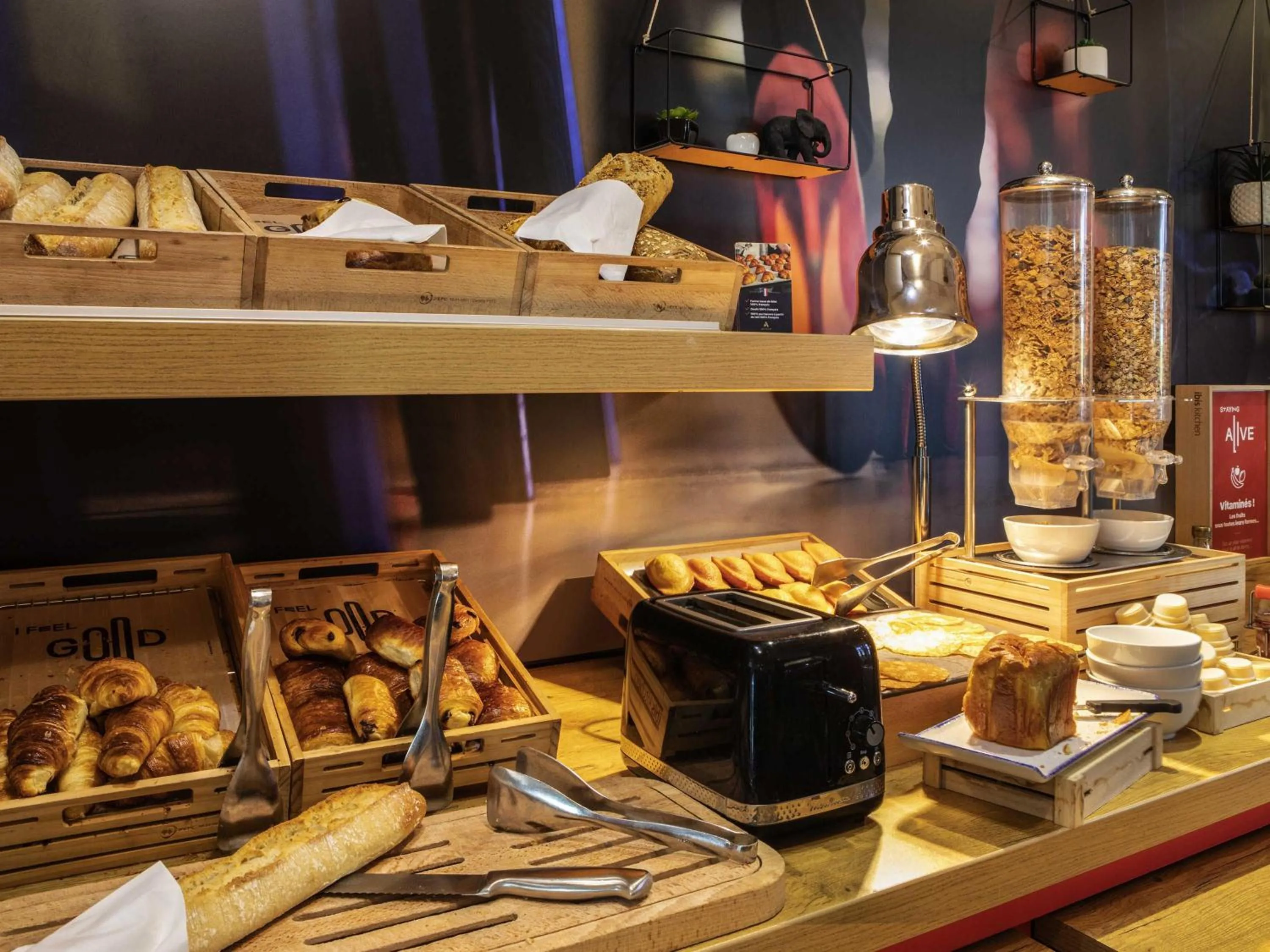 Breakfast in ibis Paris Creteil