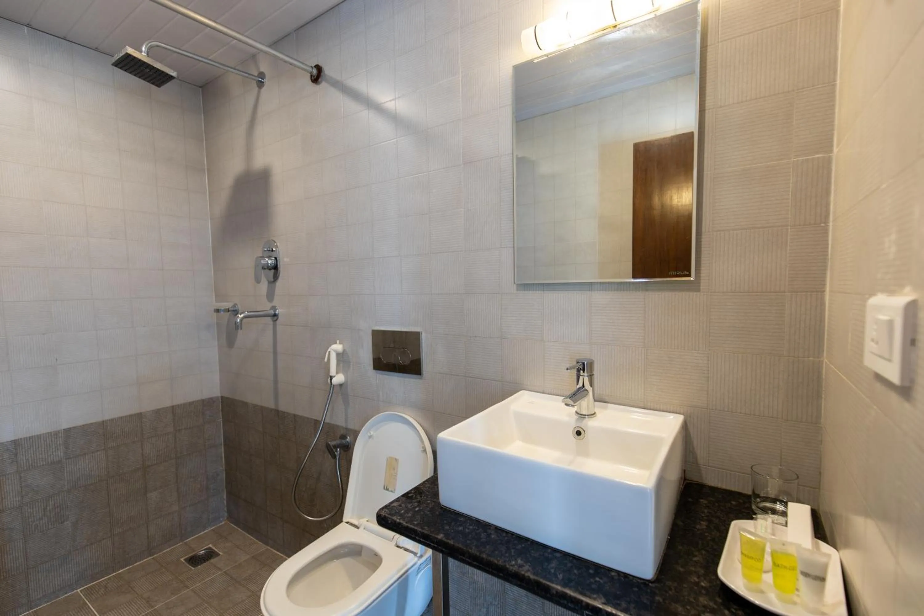 Toilet in Gateway Himalaya Resort