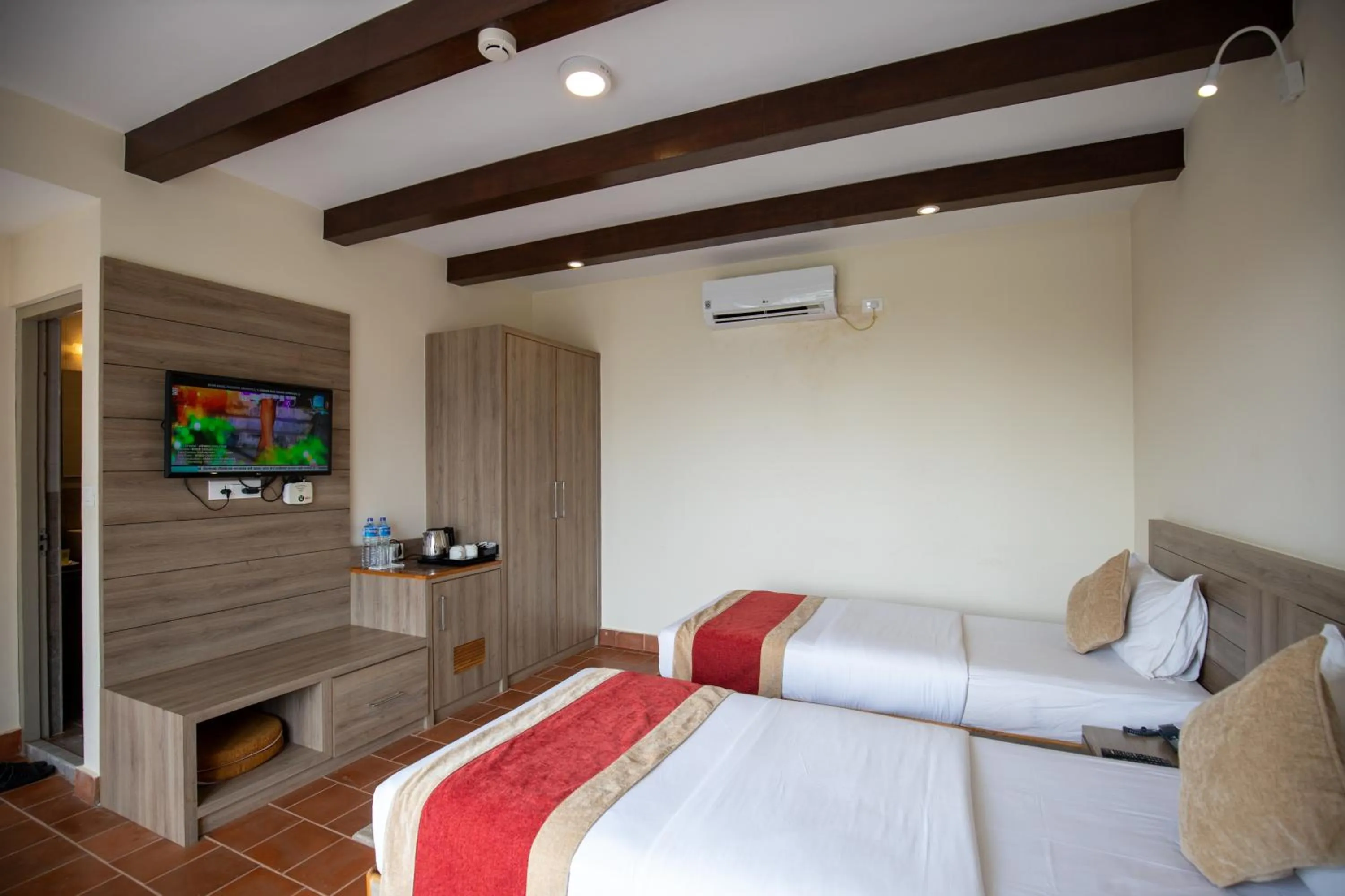 Coffee/tea facilities in Gateway Himalaya Resort