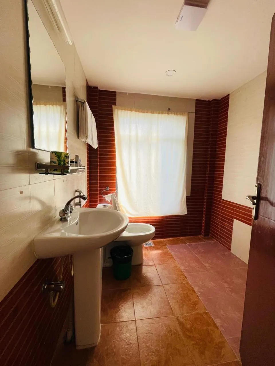 Bathroom in Gateway Himalaya Resort