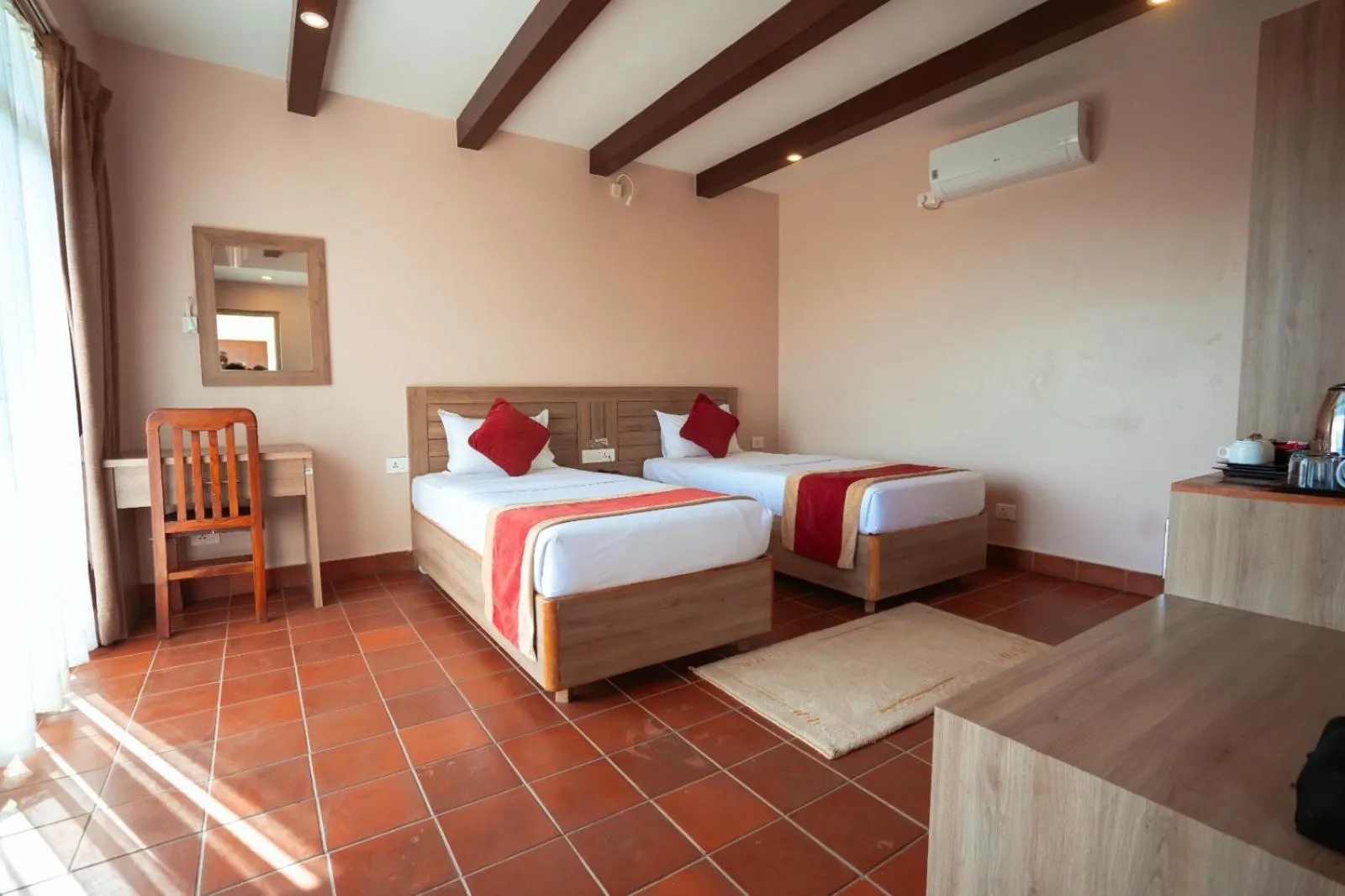 Bed in Gateway Himalaya Resort