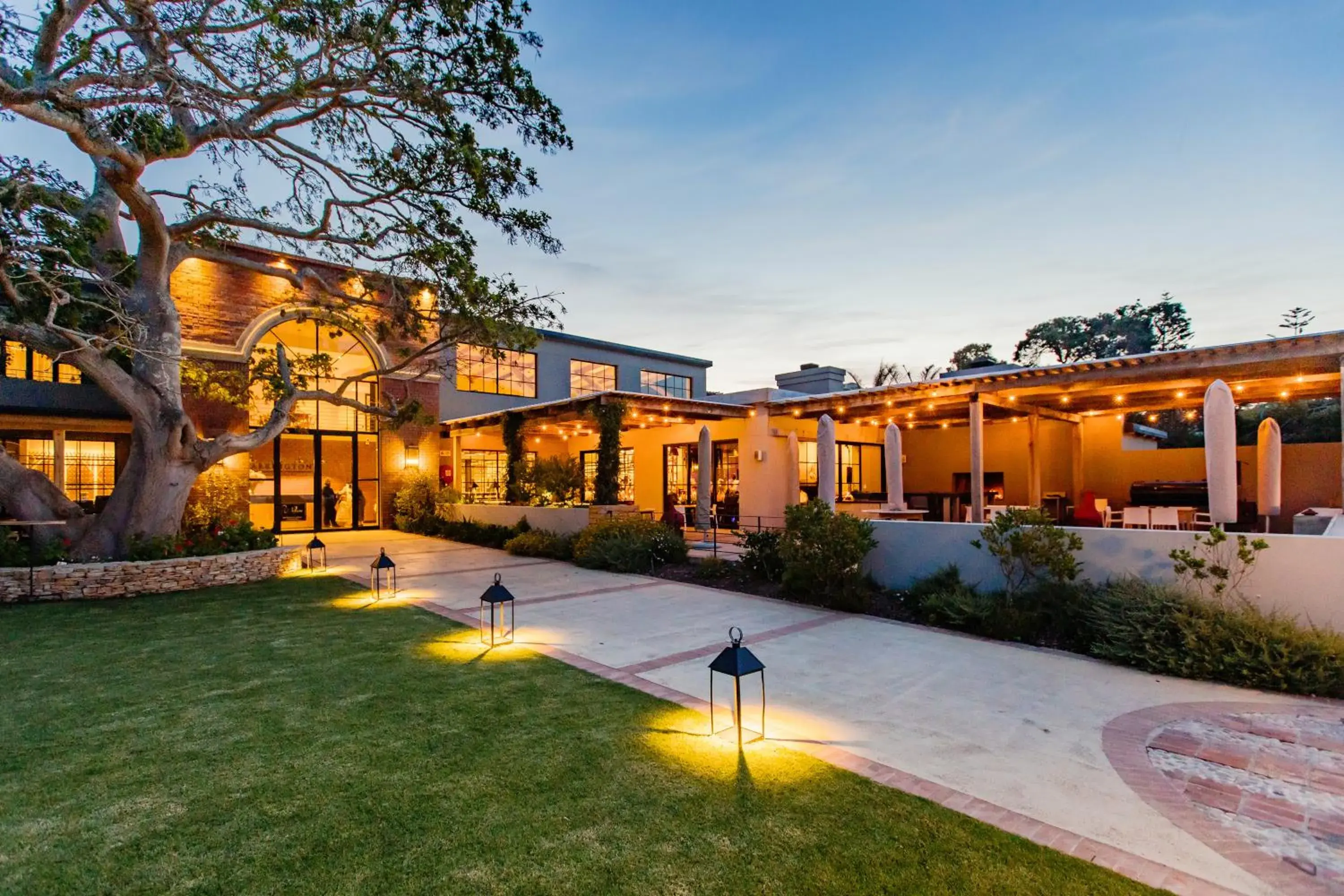 Property building in Barrington's Property building in Barrington's