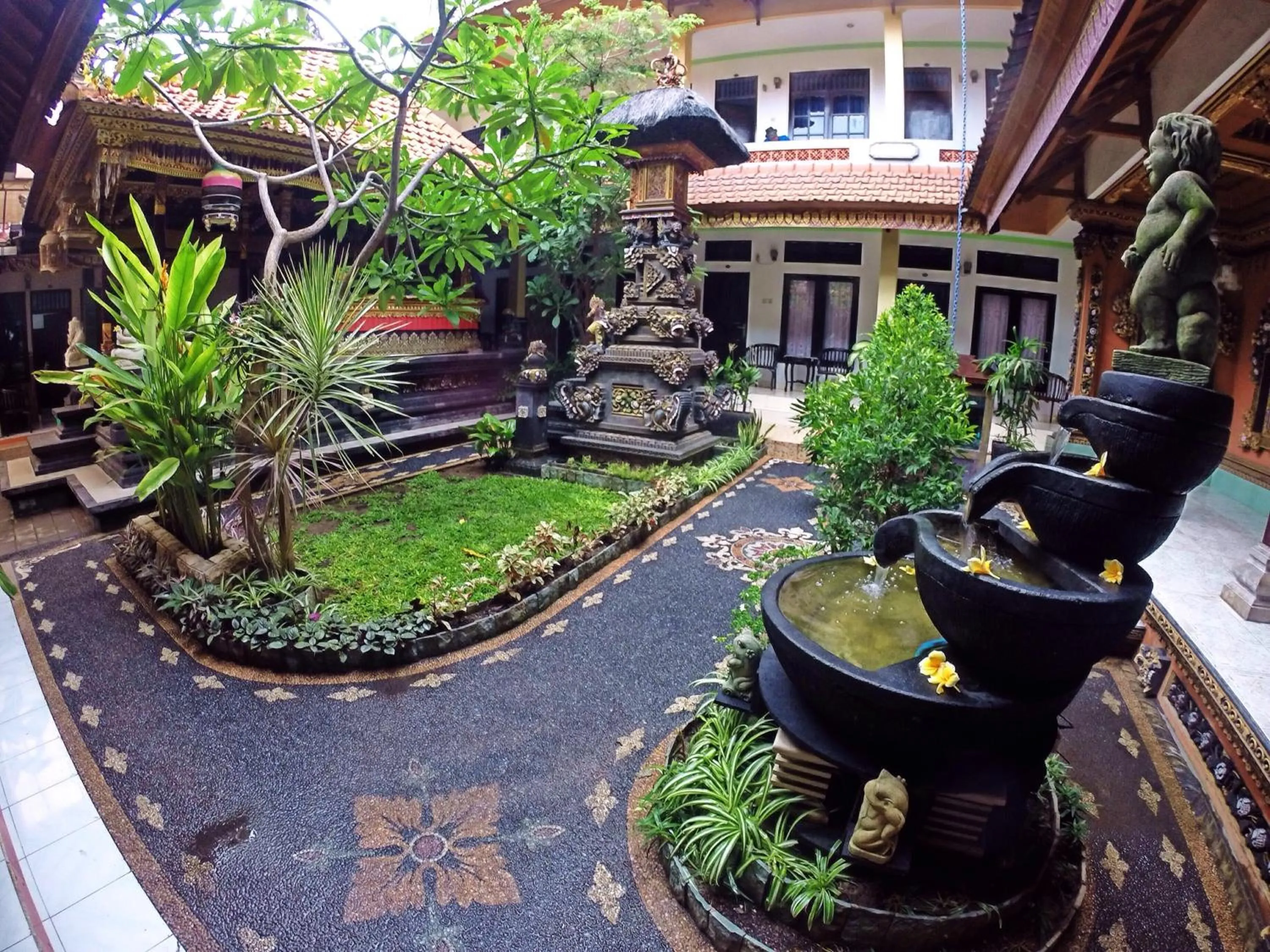 Garden in Pondok DenAyu Homestay