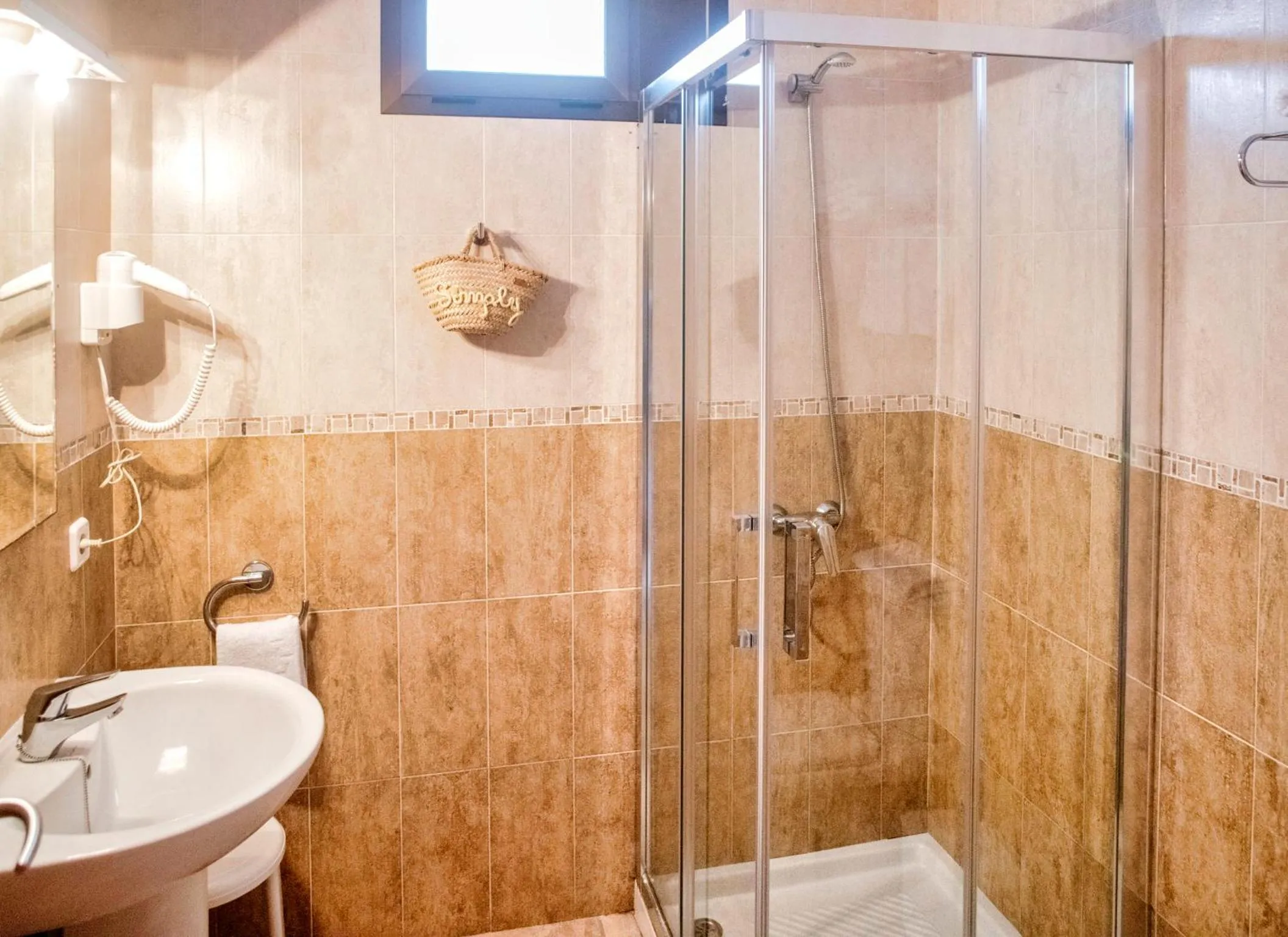 Shower in Hotel Lago Dorado