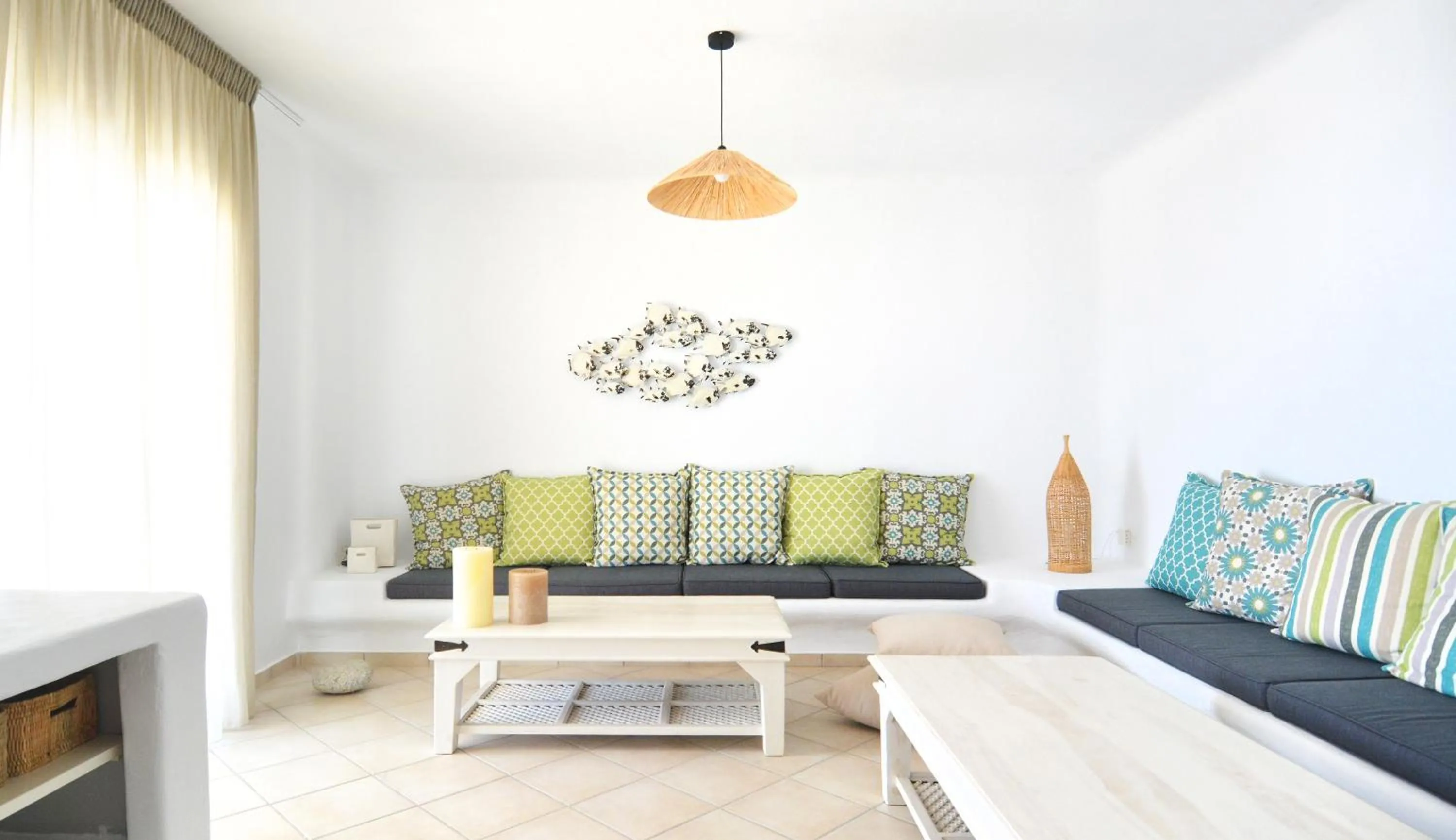 Living room in Sea Breeze Mykonos