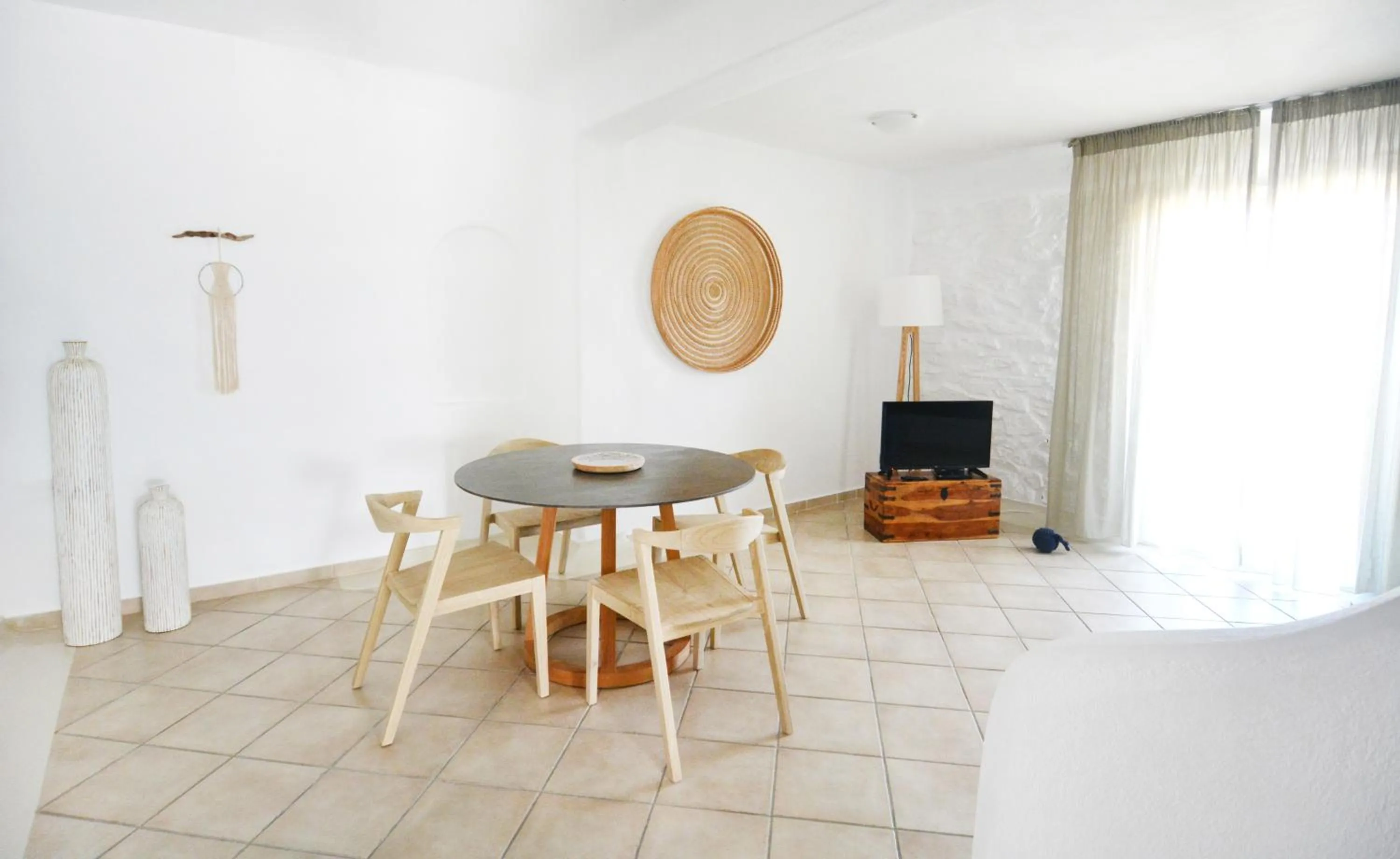 TV and multimedia in Sea Breeze Mykonos