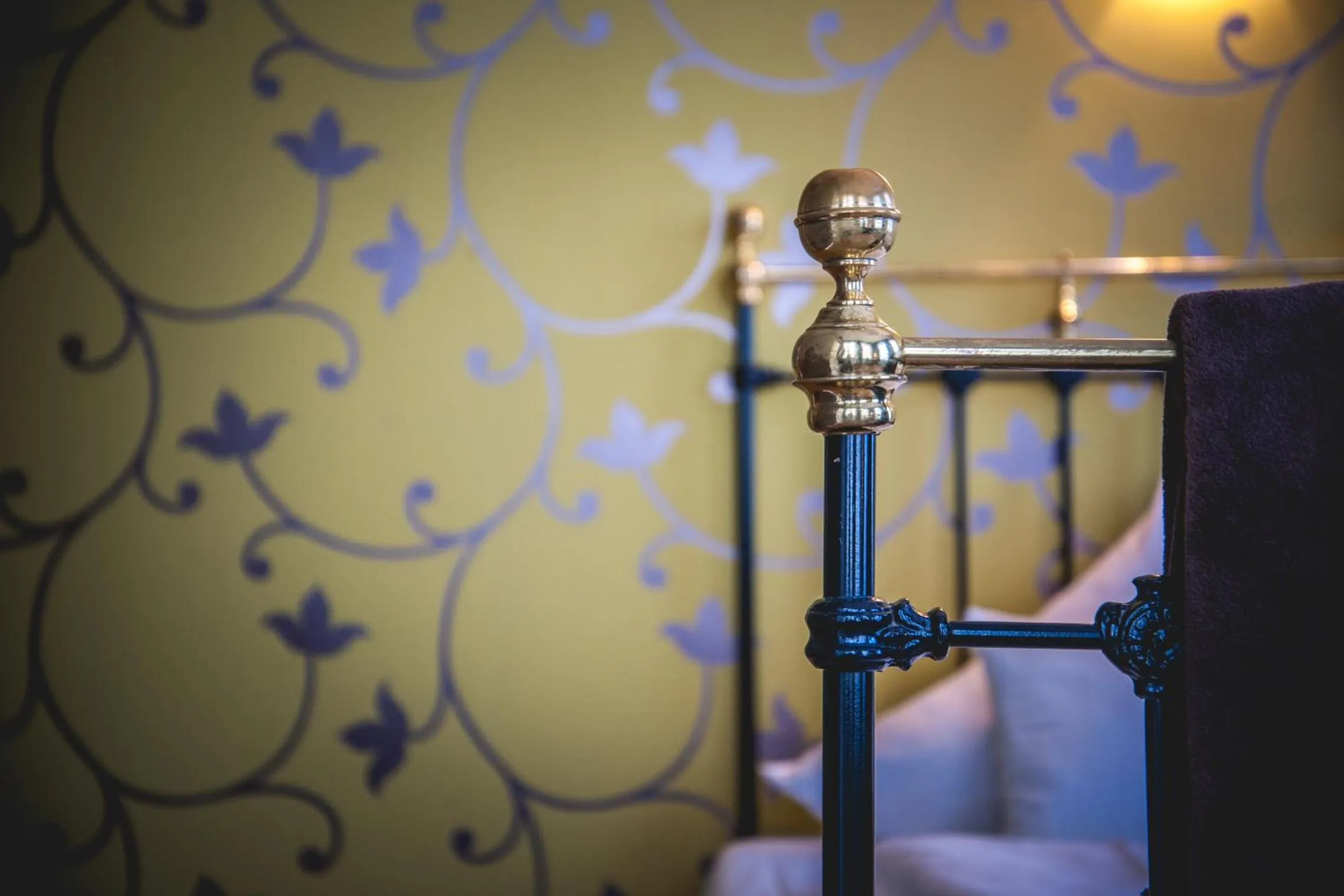 Decorative detail, Bed in Hotel Alexander