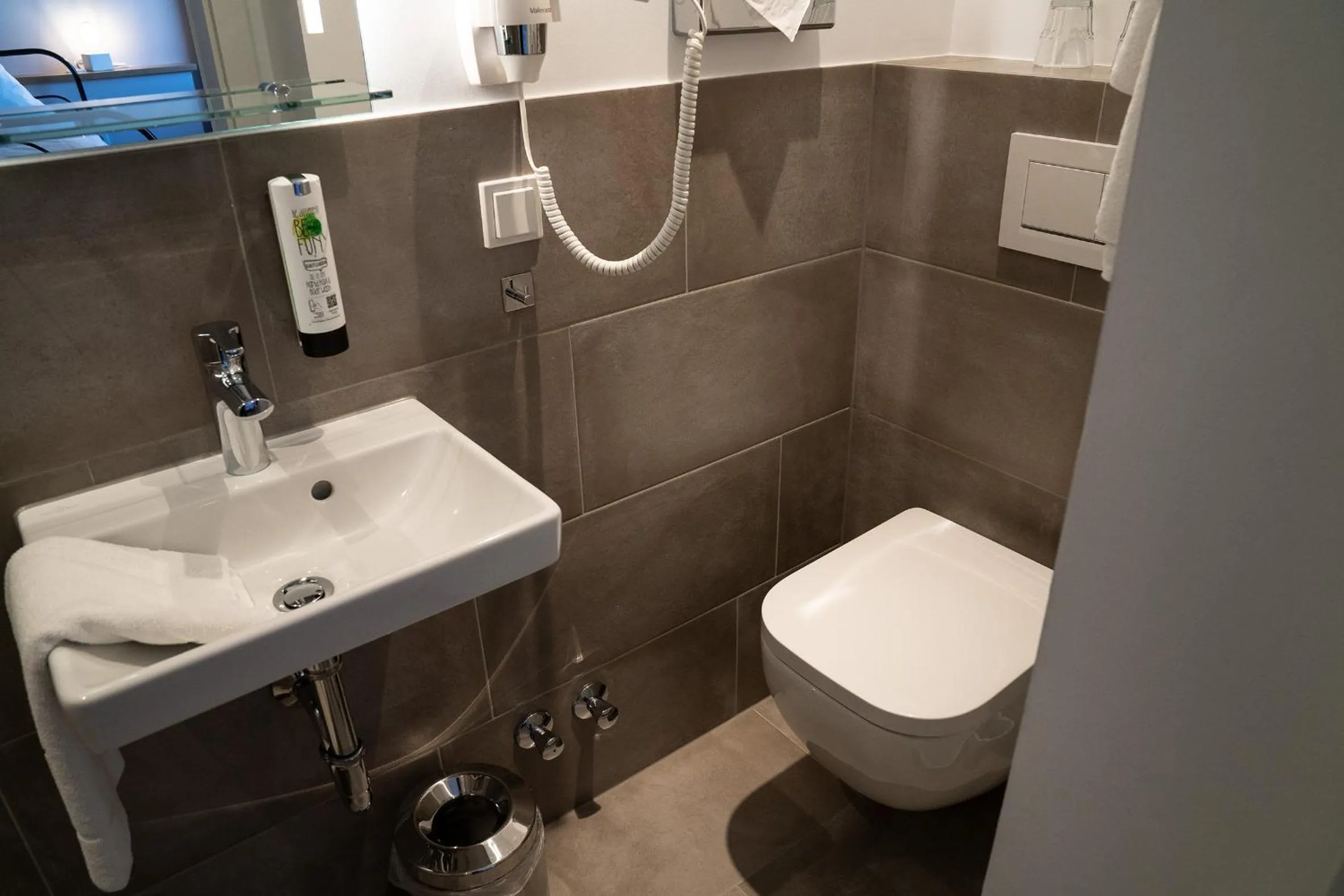 Bathroom in Hotel Alexander