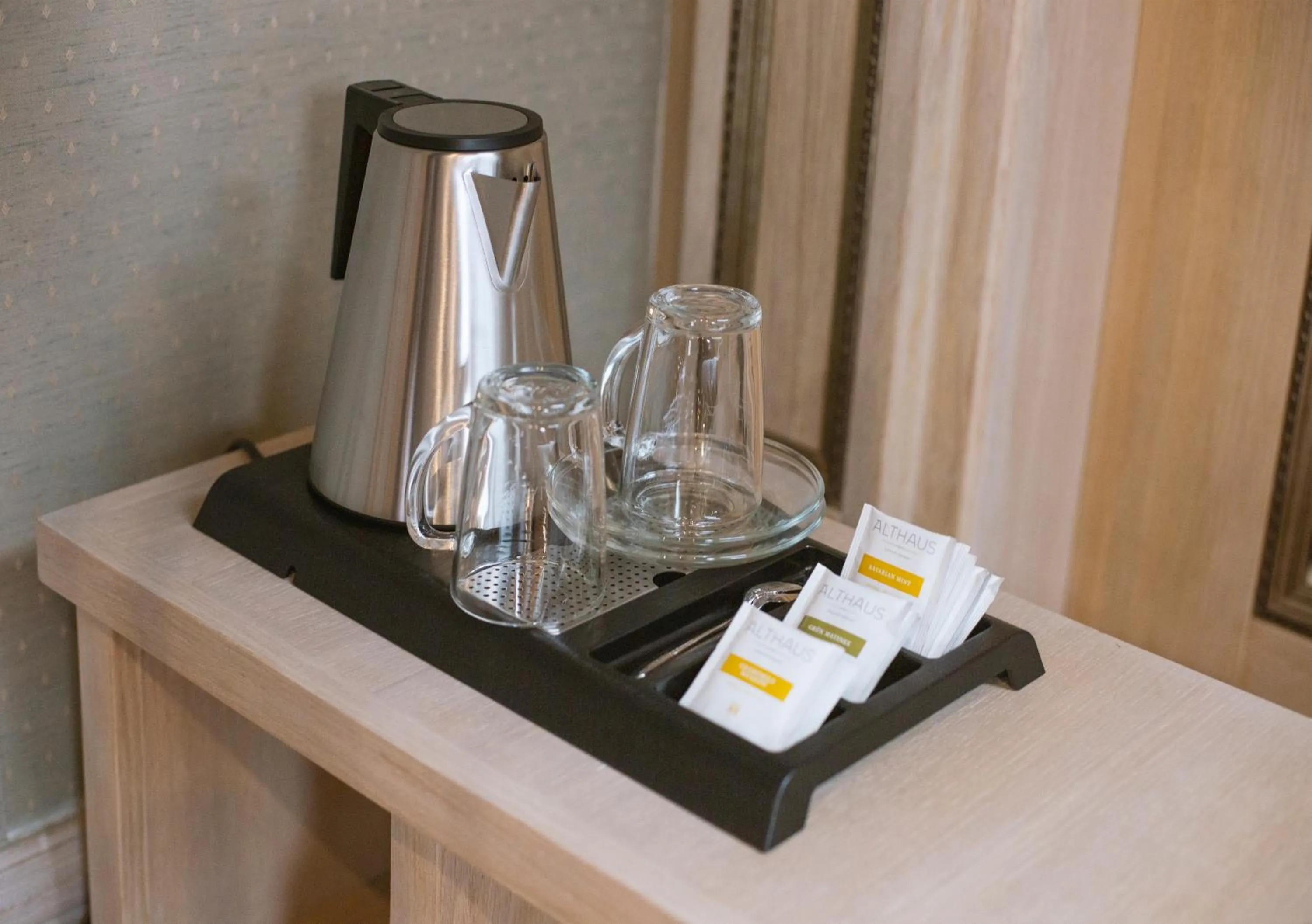 Coffee/tea facilities in Eclat Luxury Hotel