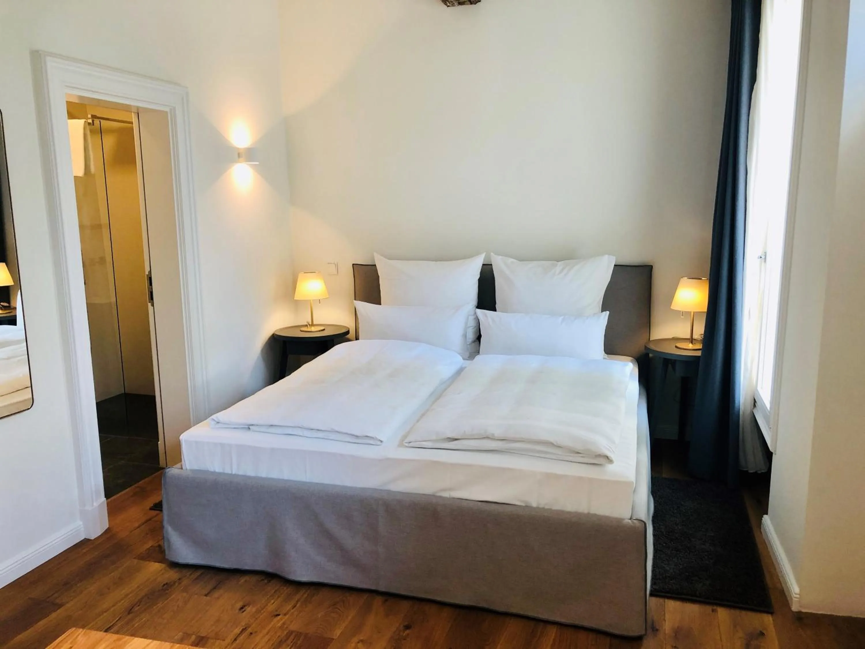 Photo of the whole room, Bed in Wyndberg