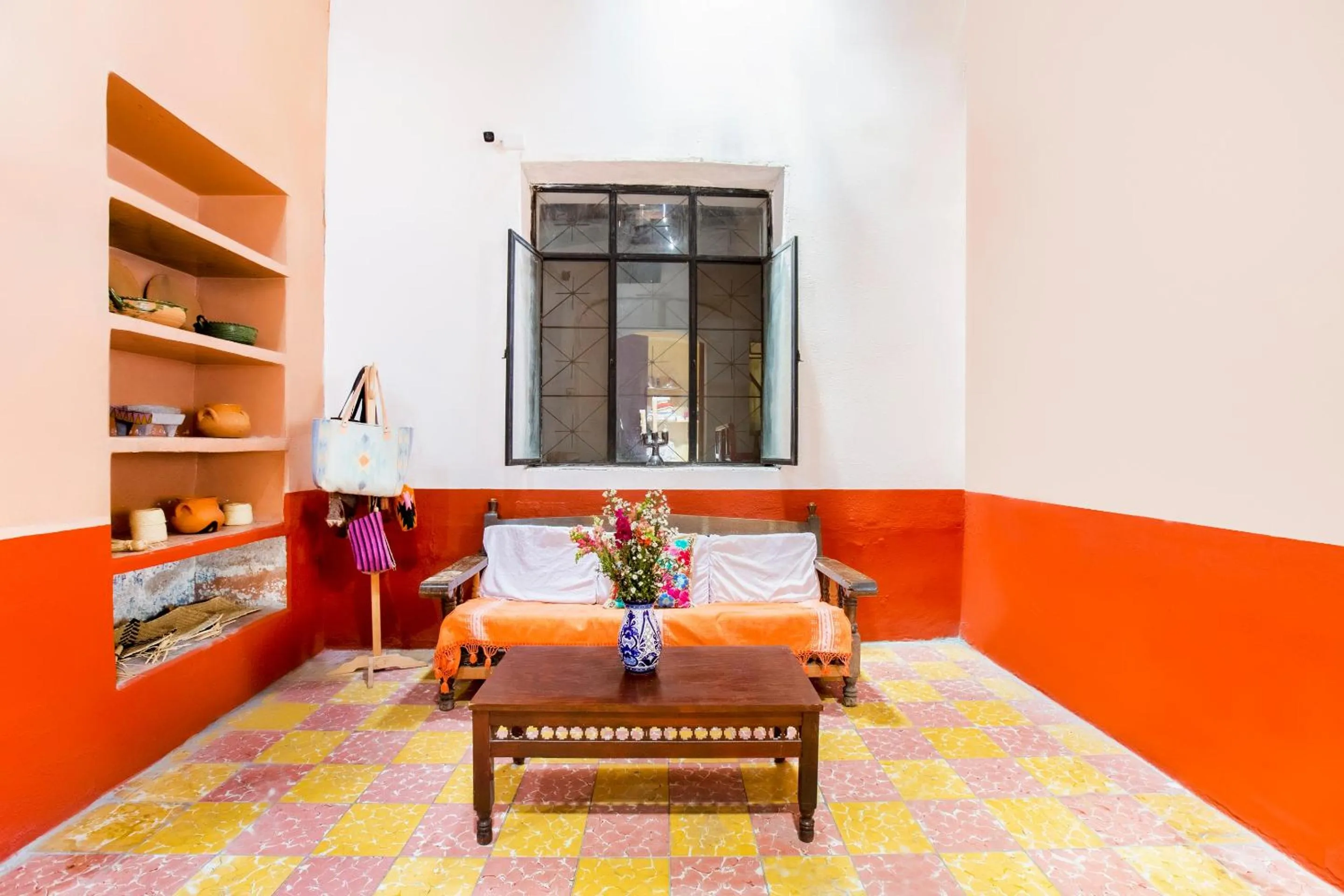 Lobby or reception in OYO Hotel Y Restaurante Mitla, Oaxaca