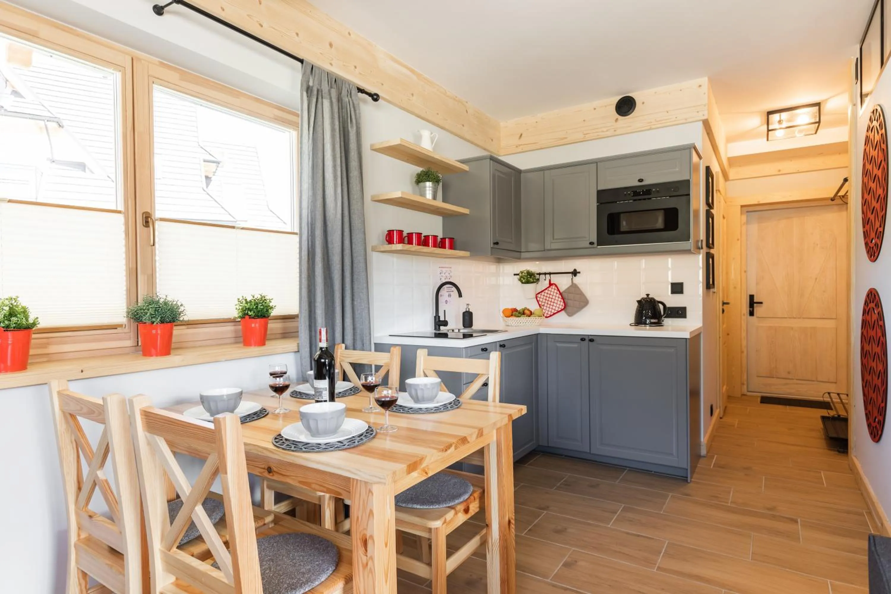 Kitchen or kitchenette in Apartamenty Zobacz Giewont Zakopane