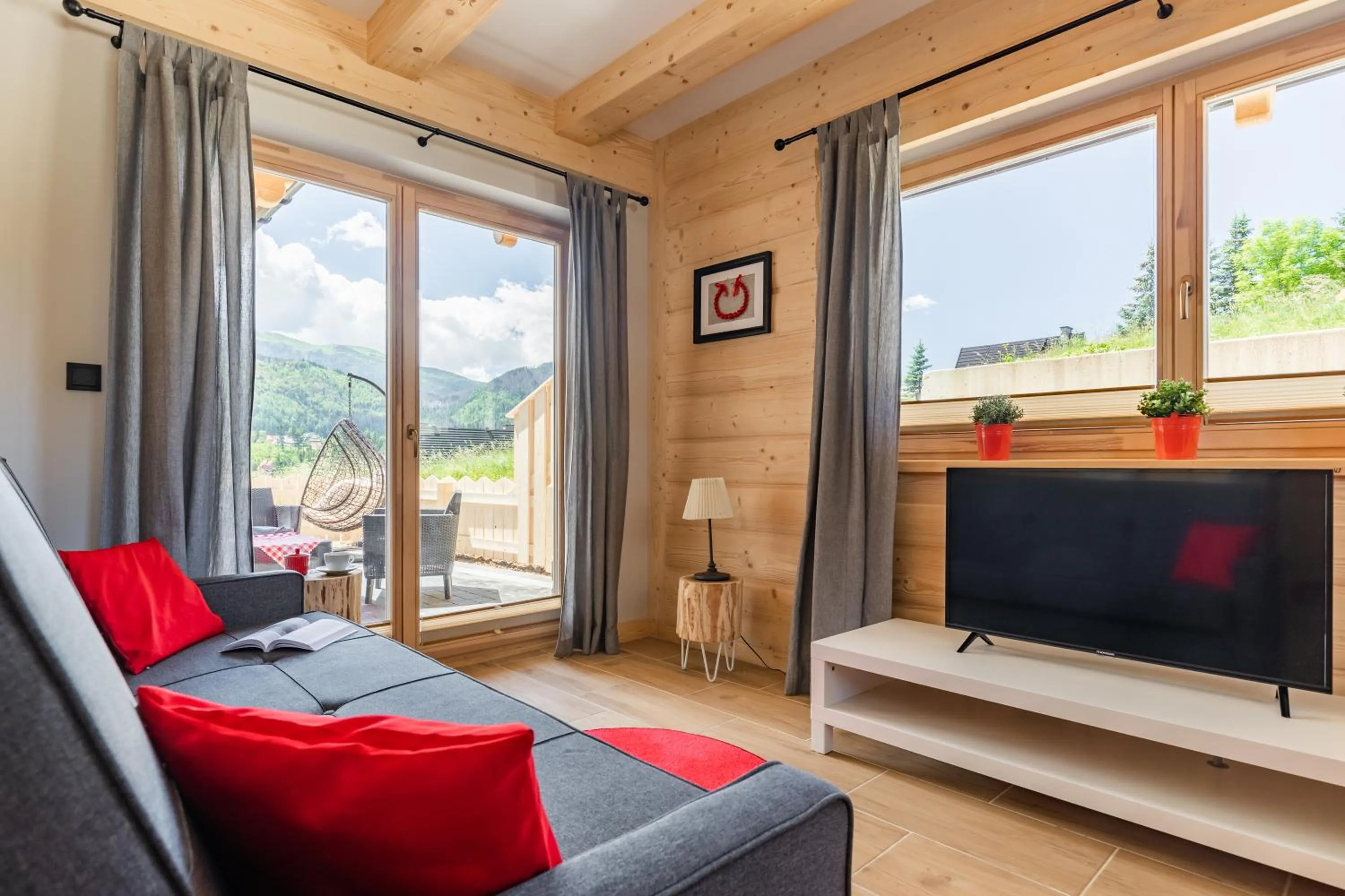 TV and multimedia in Apartamenty Zobacz Giewont Zakopane