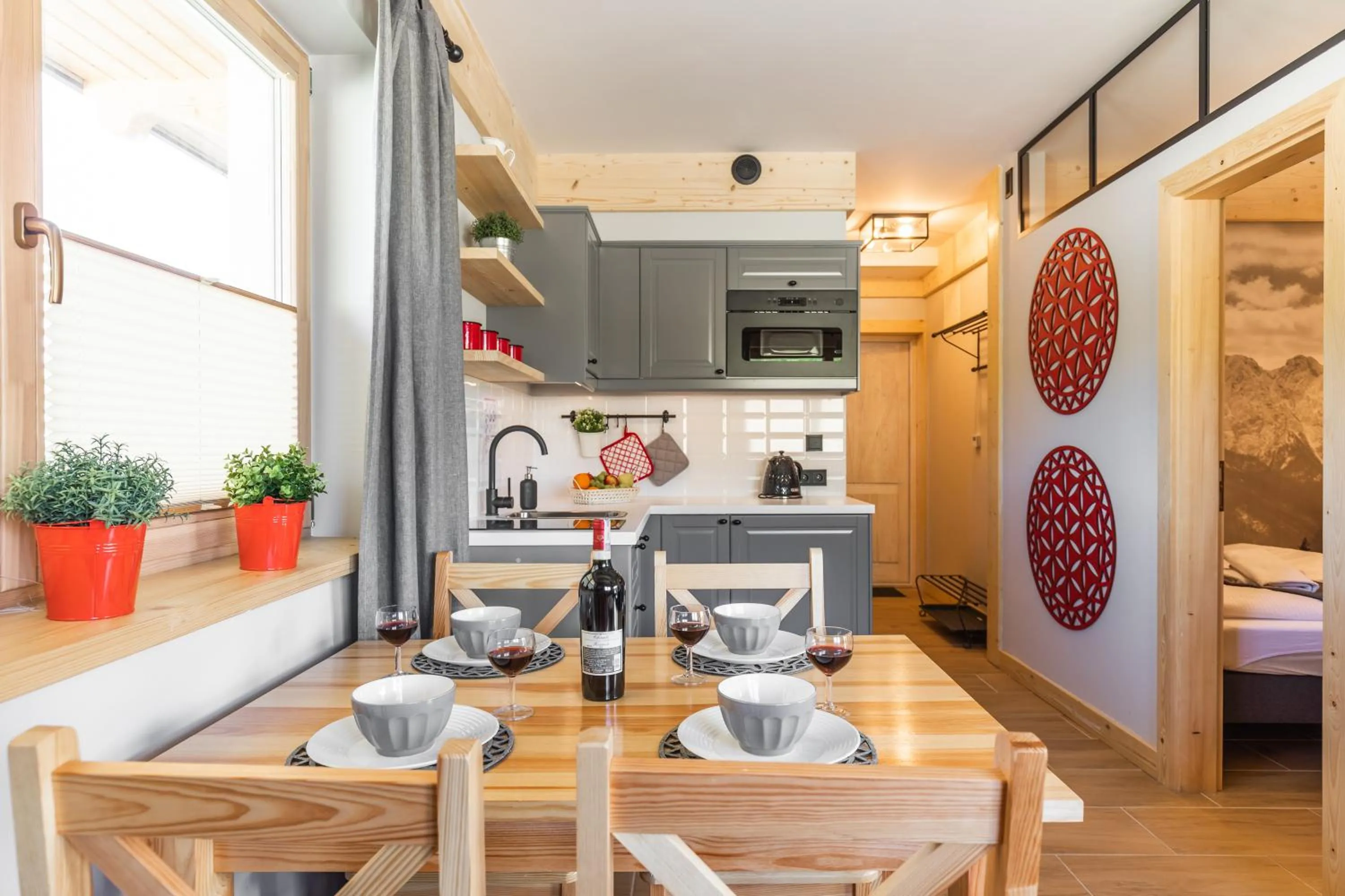 Kitchen or kitchenette in Apartamenty Zobacz Giewont Zakopane