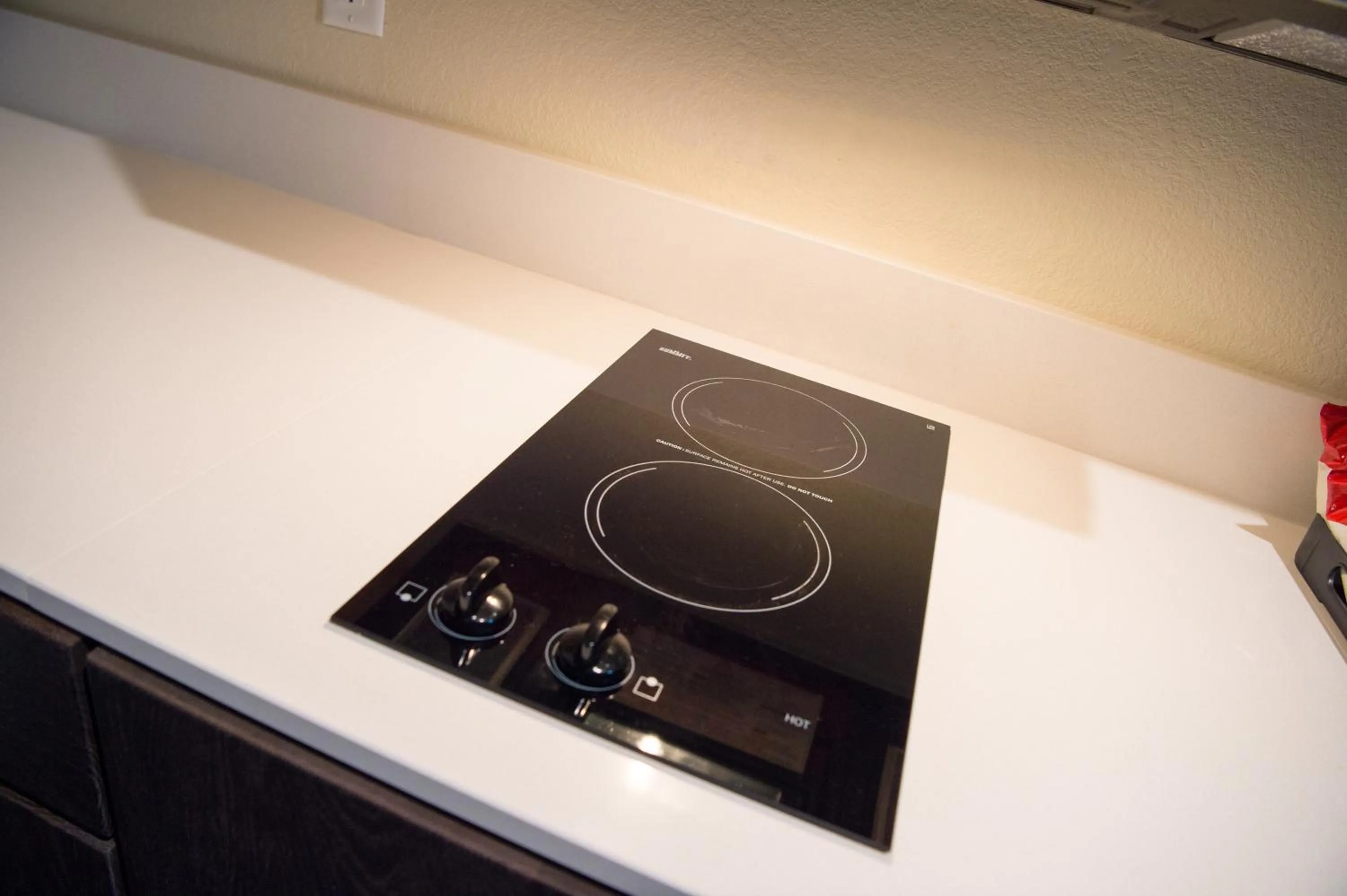 Kitchen or kitchenette in Cobblestone Inn & Suites - Forest City