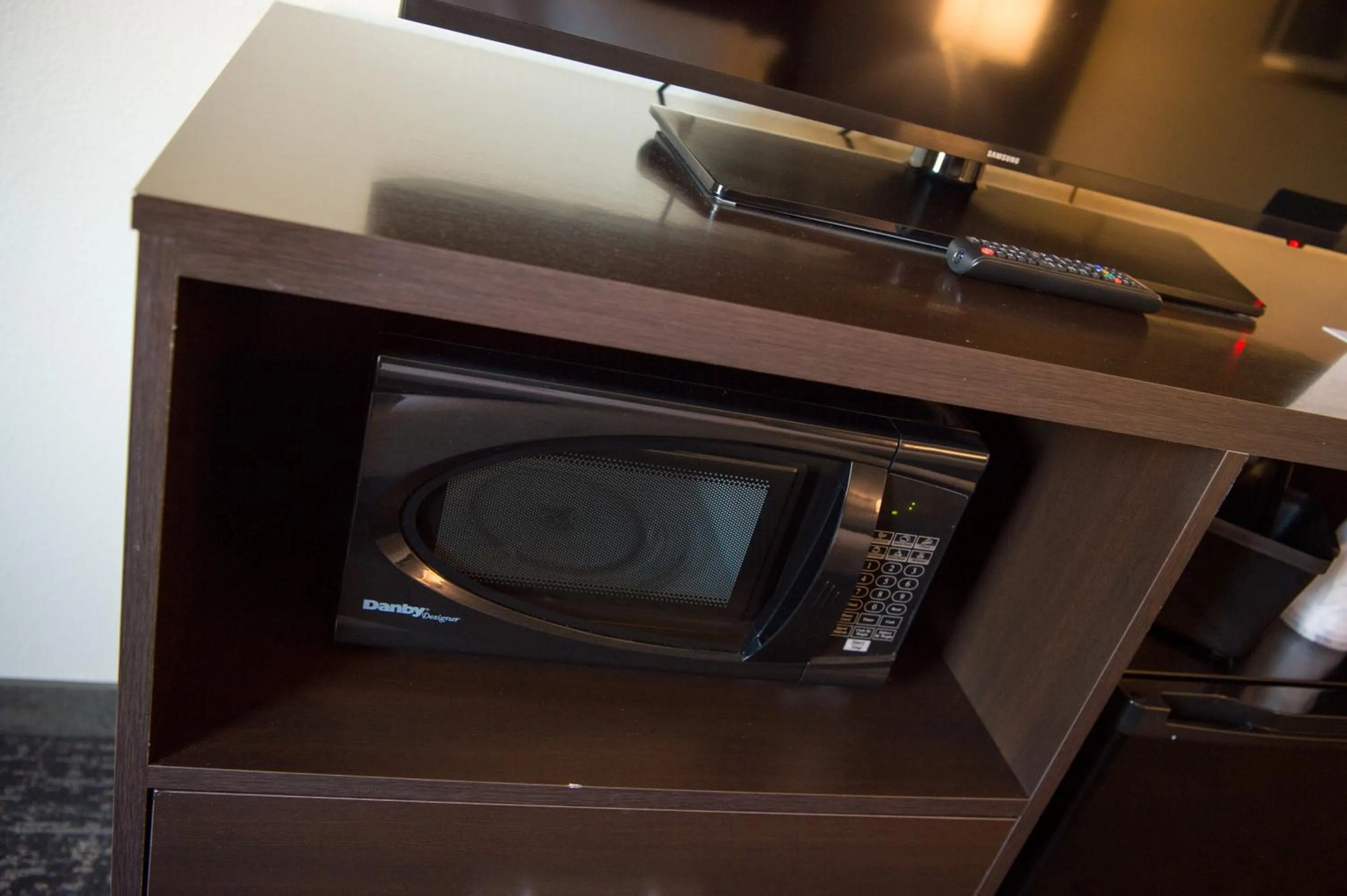 Food and drinks in Cobblestone Inn & Suites - Forest City