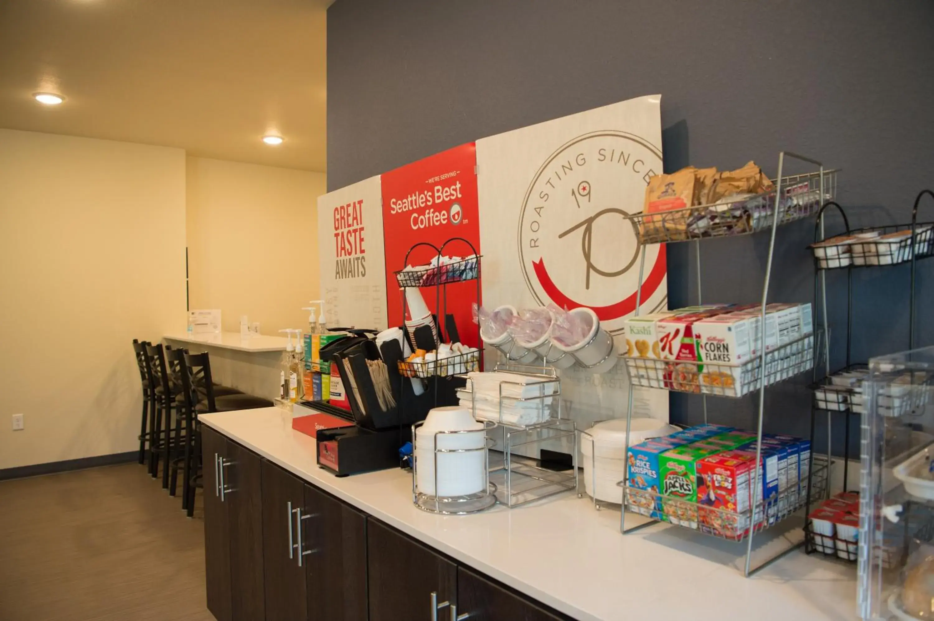 Buffet breakfast in Cobblestone Inn & Suites - Forest City Buffet breakfast in Cobblestone Inn & Suites - Forest City