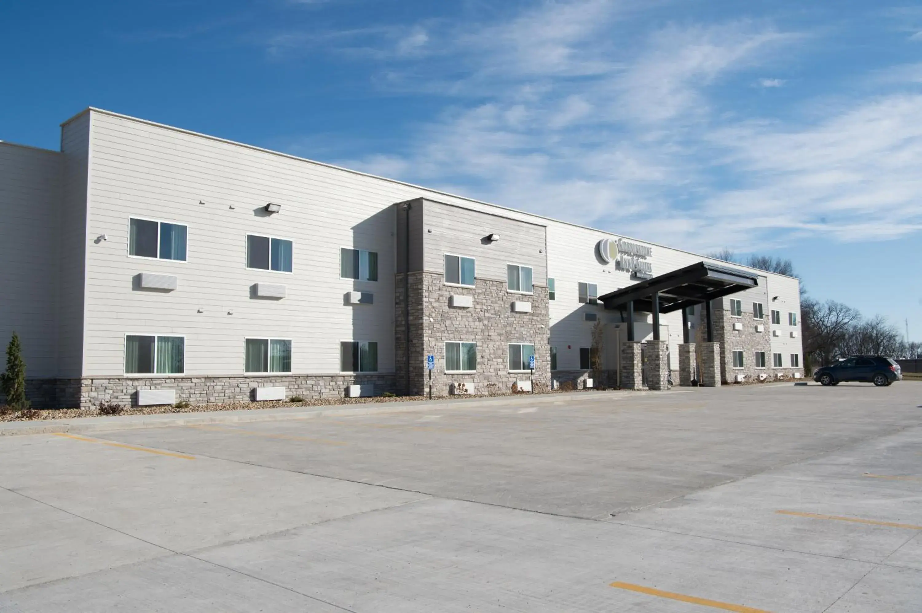 Facade/entrance in Cobblestone Inn & Suites - Forest City Facade/entrance in Cobblestone Inn & Suites - Forest City
