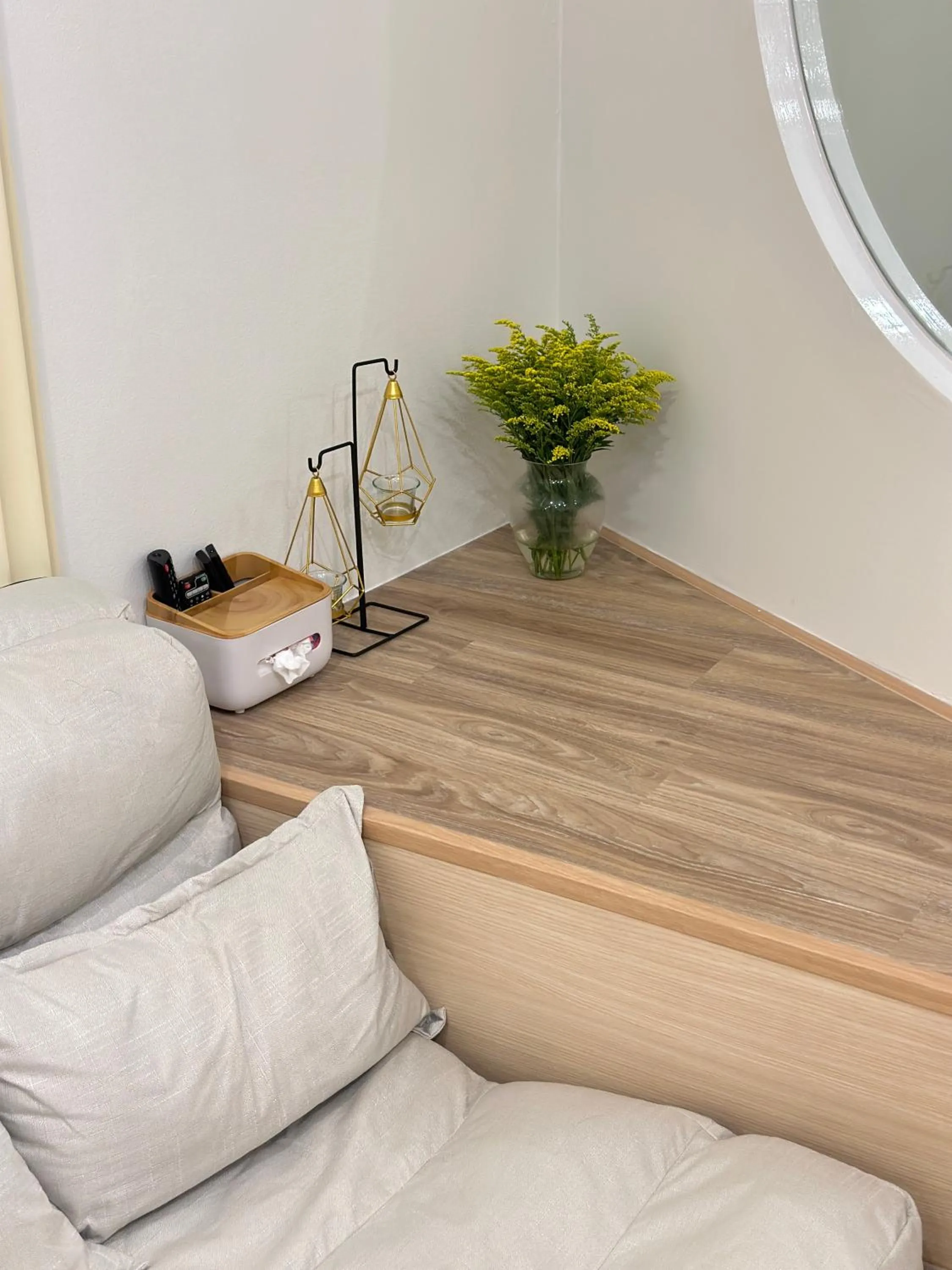 Living room in PaperPlaneCNX @ Haiya - 3 Storey Flowery Loft