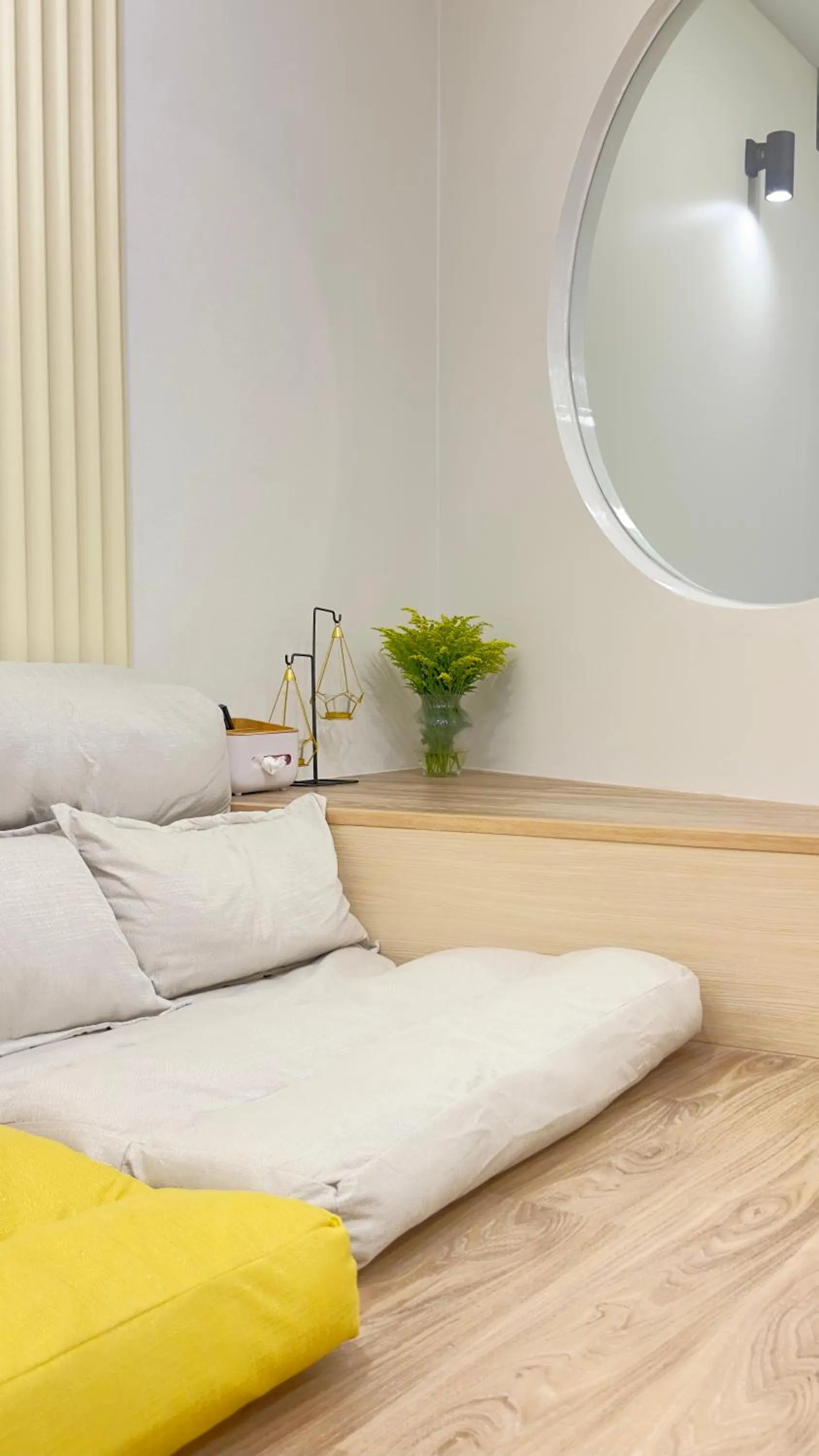 Living room in PaperPlaneCNX @ Haiya - 3 Storey Flowery Loft