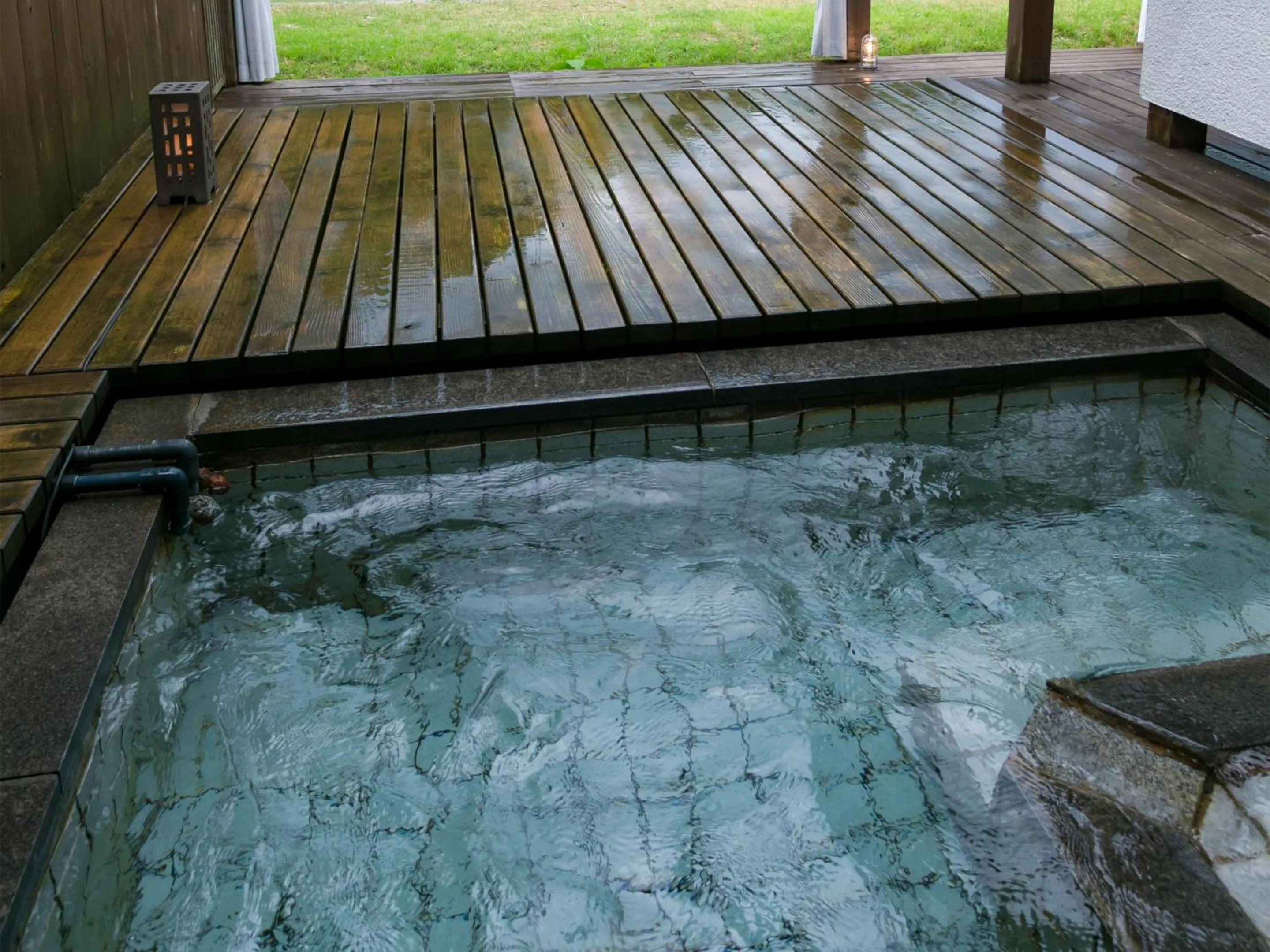 Hot Spring Bath in Takanosukan