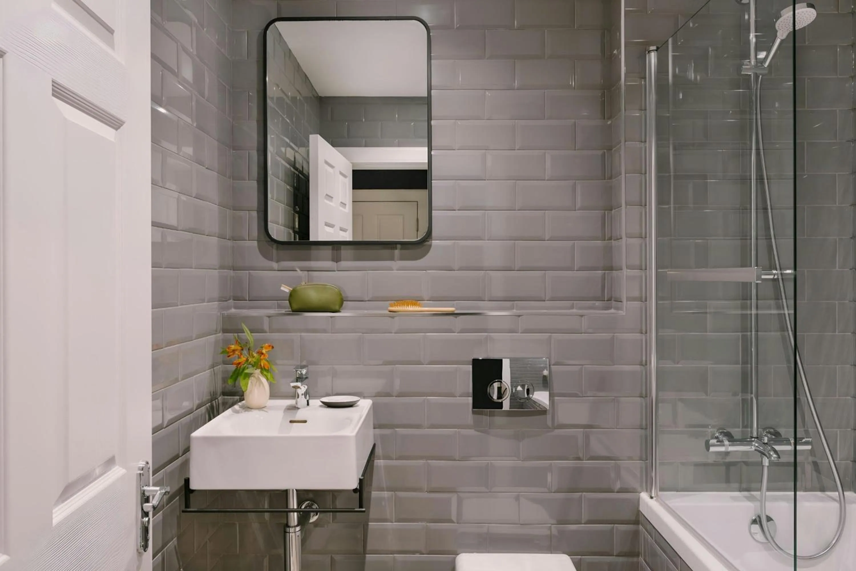 Bathroom in Sonder by Marriott Bonvoy Royal Garden Apartments New Town