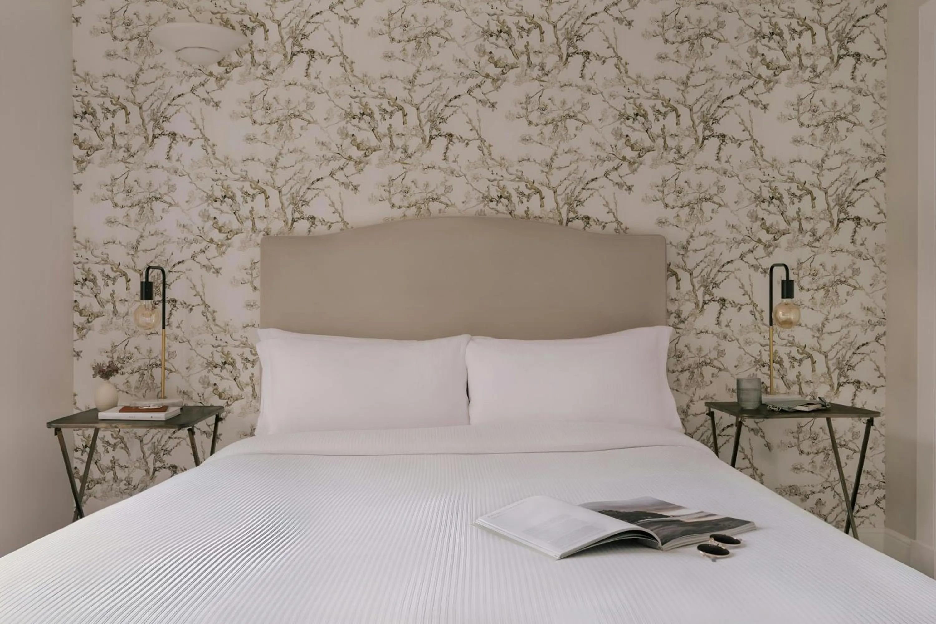 Bedroom, Bed in Sonder by Marriott Bonvoy Royal Garden Apartments New Town