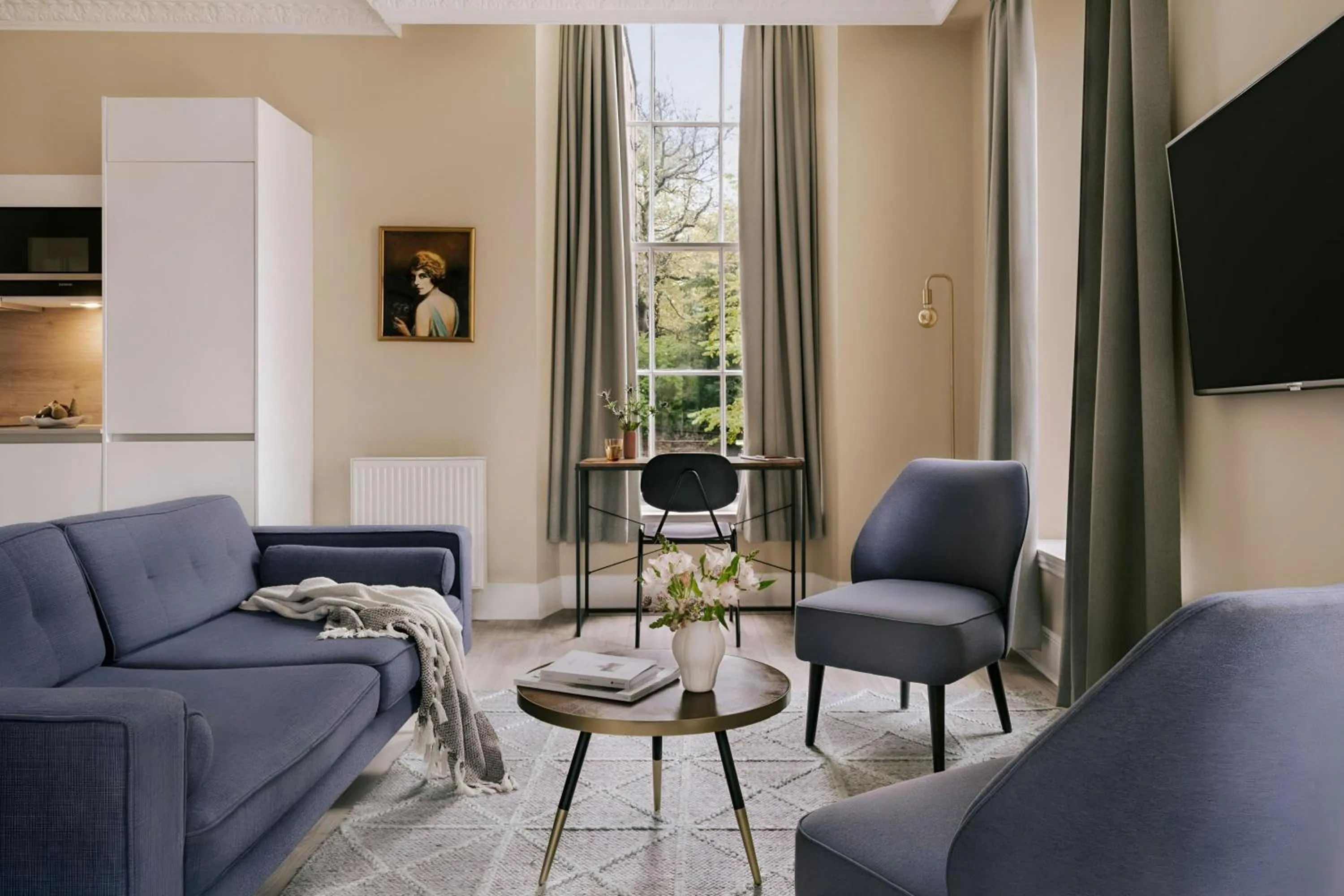 Living room in Sonder by Marriott Bonvoy Royal Garden Apartments New Town