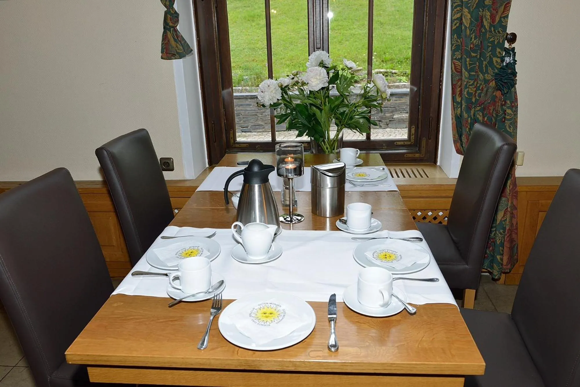 Dining area in Land- und Golfhotel Alte Fliegerschule