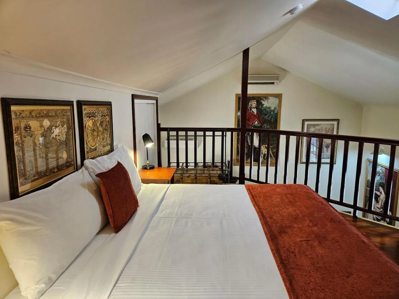 Bedroom, Bed in The Camperdown Mill