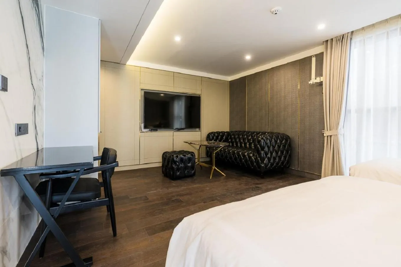 Property building, Bed in HOTEL THE MAY Jongno