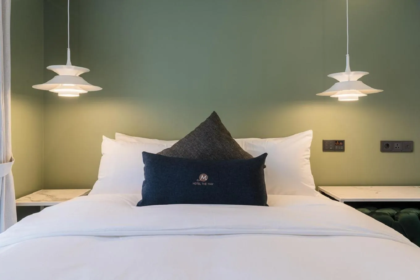 Property building, Bed in HOTEL THE MAY Jongno