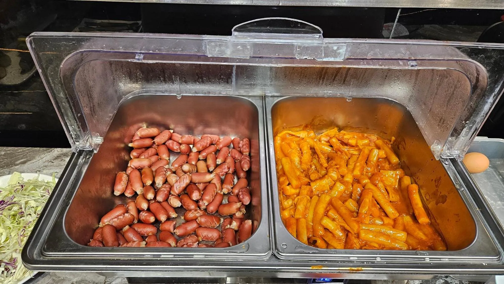 Restaurant/places to eat in HOTEL THE MAY Jongno