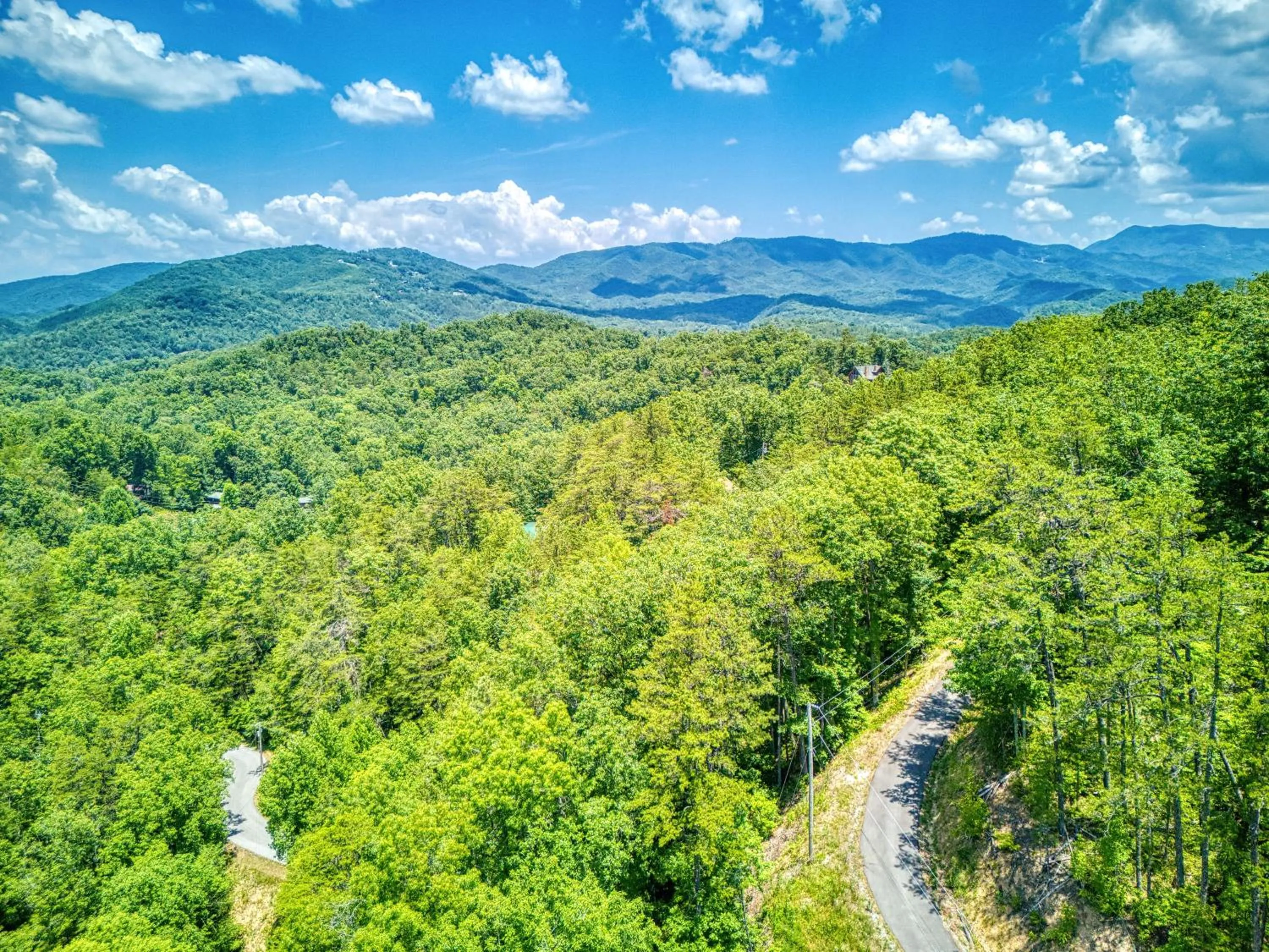 Bear Elegance - Theater Room, Secluded, Heart Shaped Tub!!!