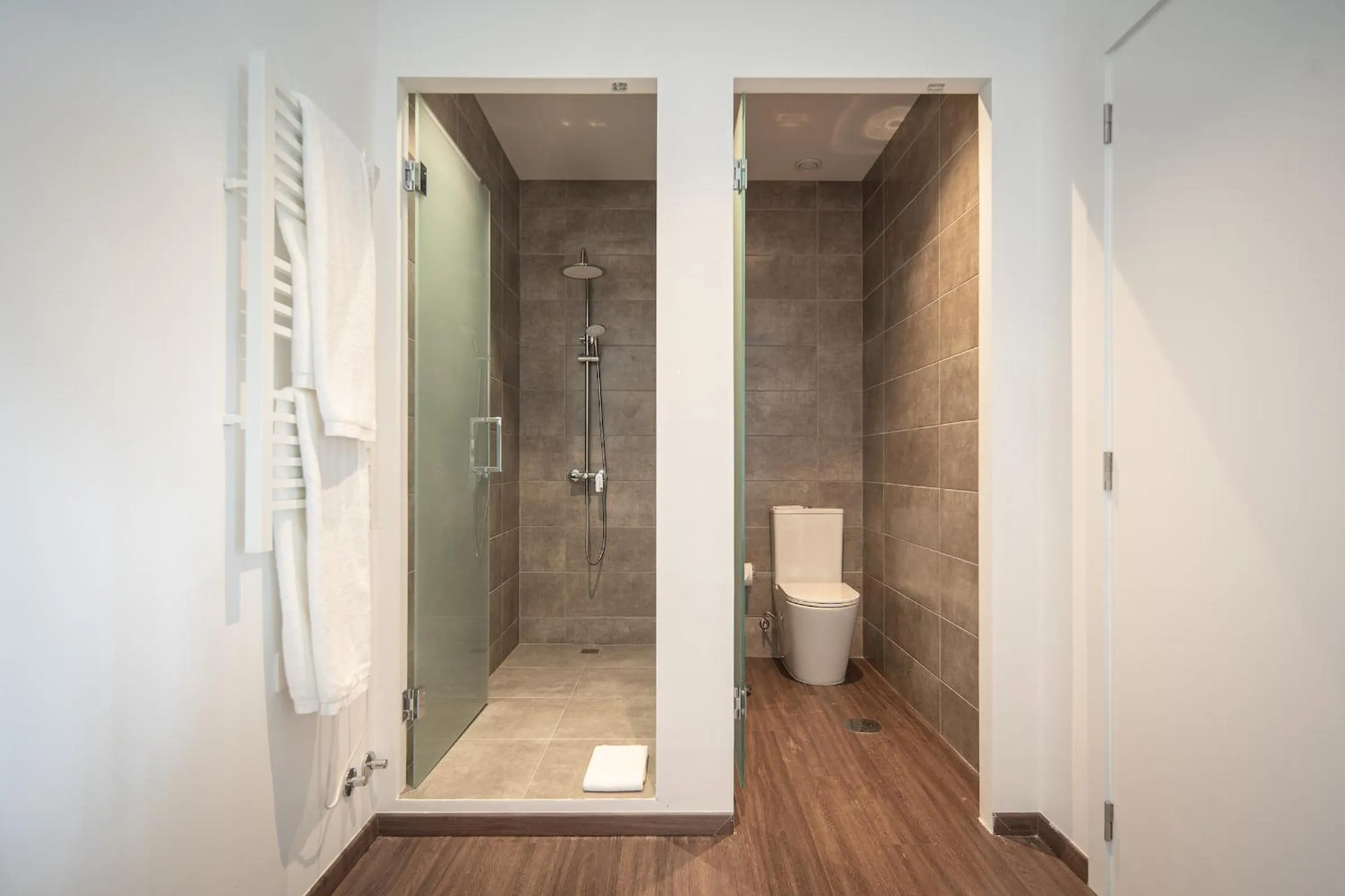 Toilet in Senhora da Rosa, Tradition & Nature Hotel