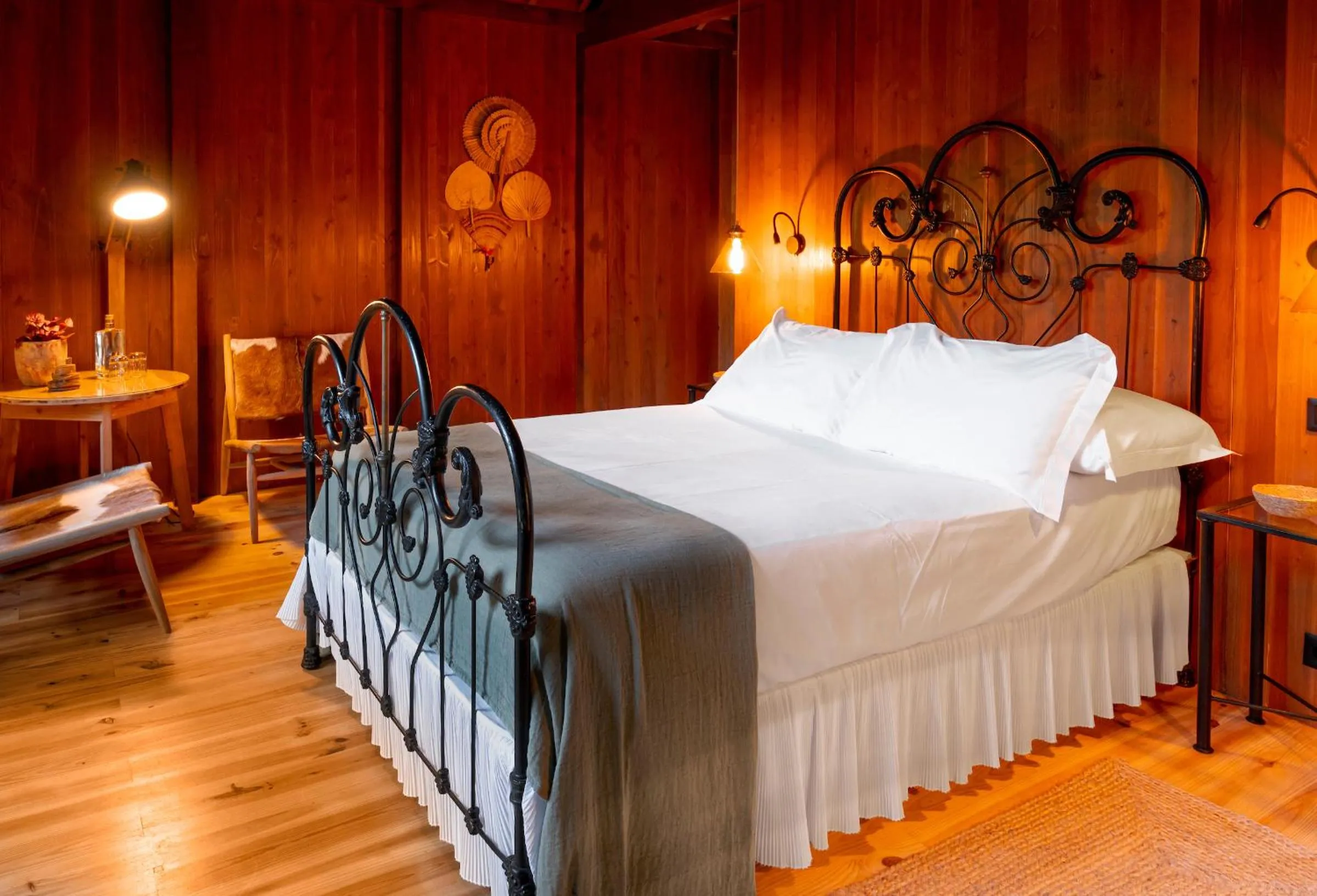 Bedroom, Bed in Senhora da Rosa, Tradition & Nature Hotel