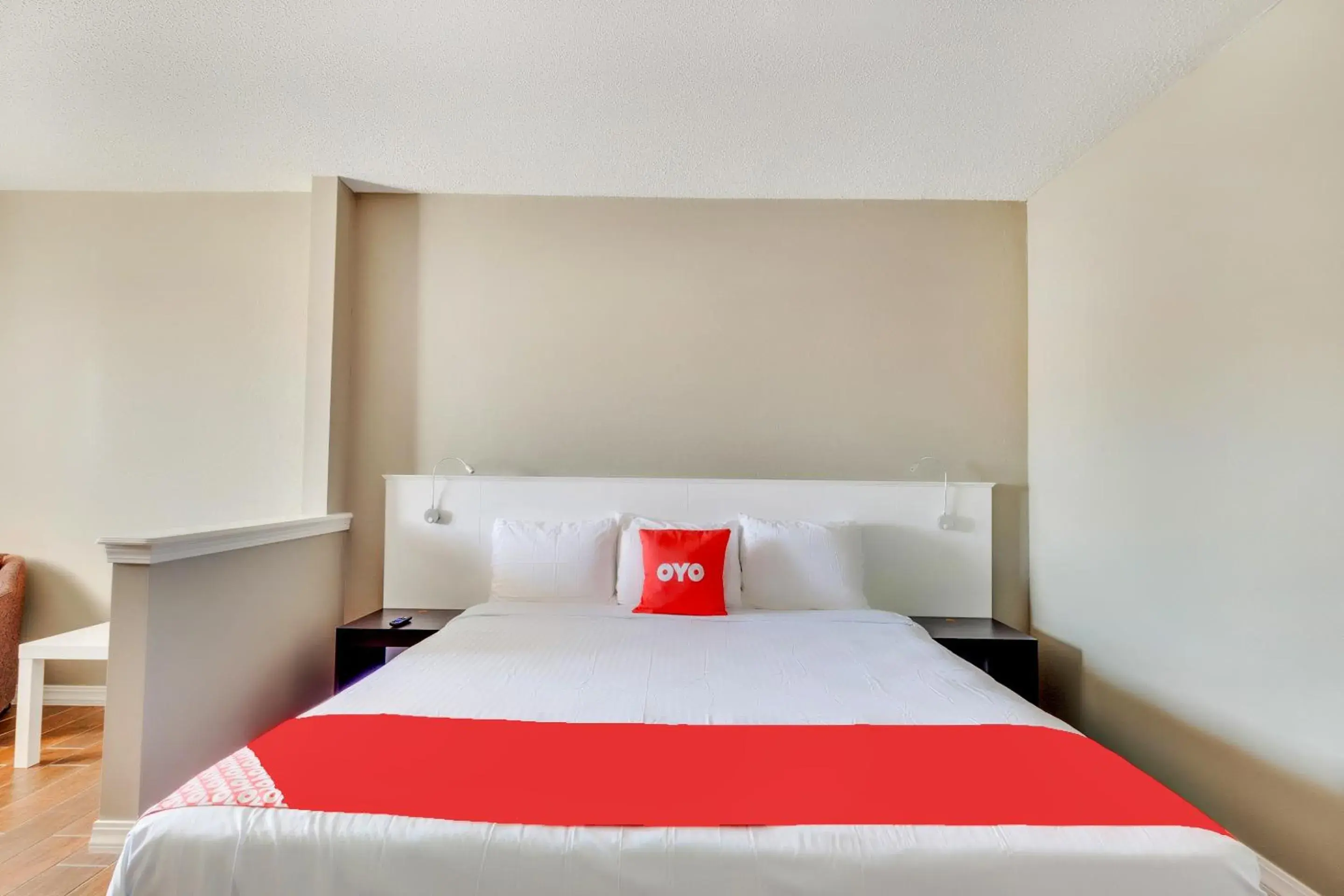 Bedroom, Bed in OYO Hotel Elk City OK Route 66 Bedroom, Bed in OYO Hotel Elk City OK Route 66