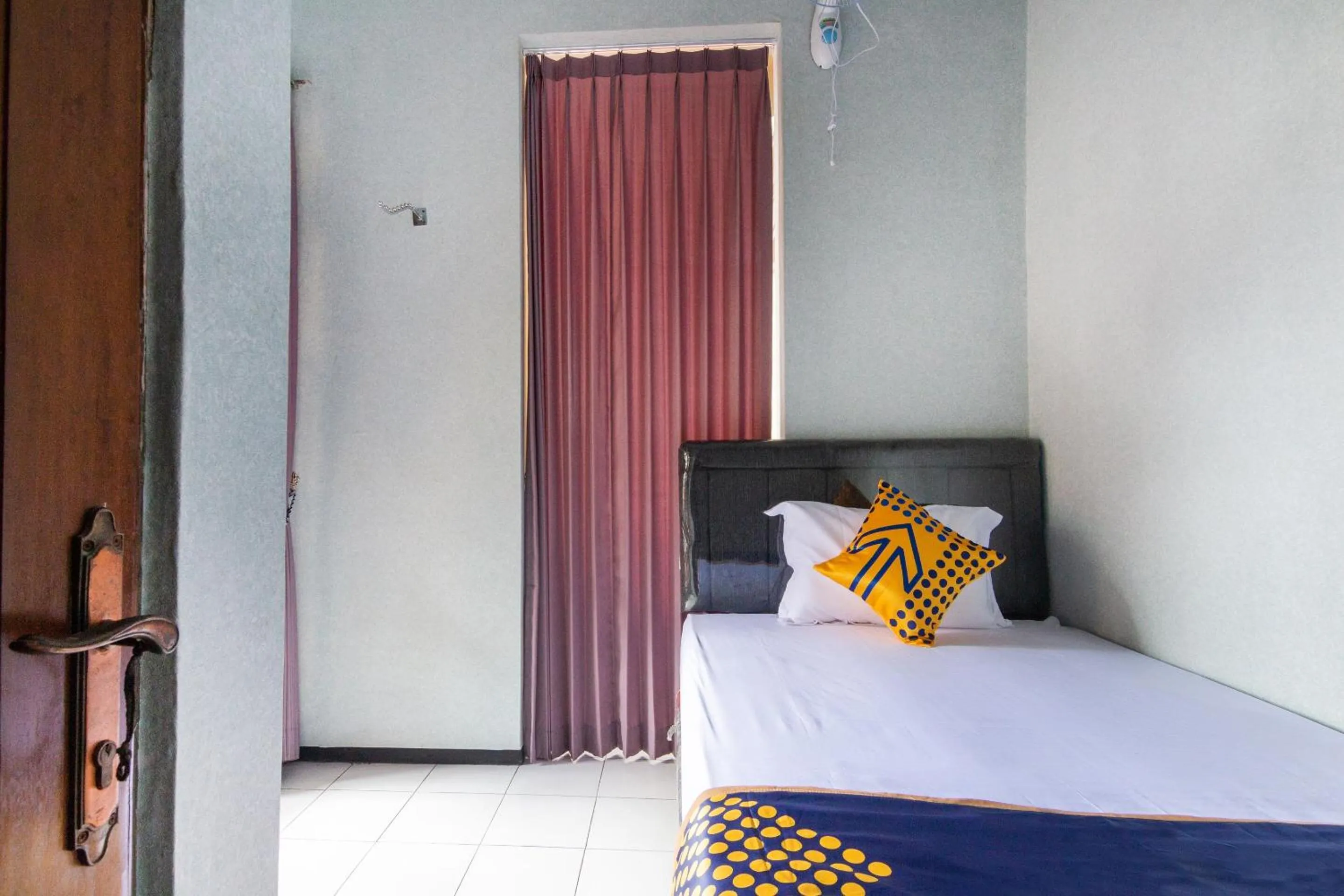 Bedroom, Bed in Hotel O Safira Family Residence Syariah
