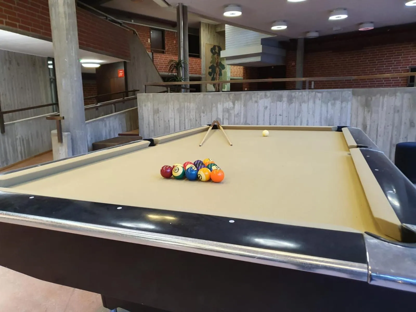 Billiard in Hotel & Hostel Silmu