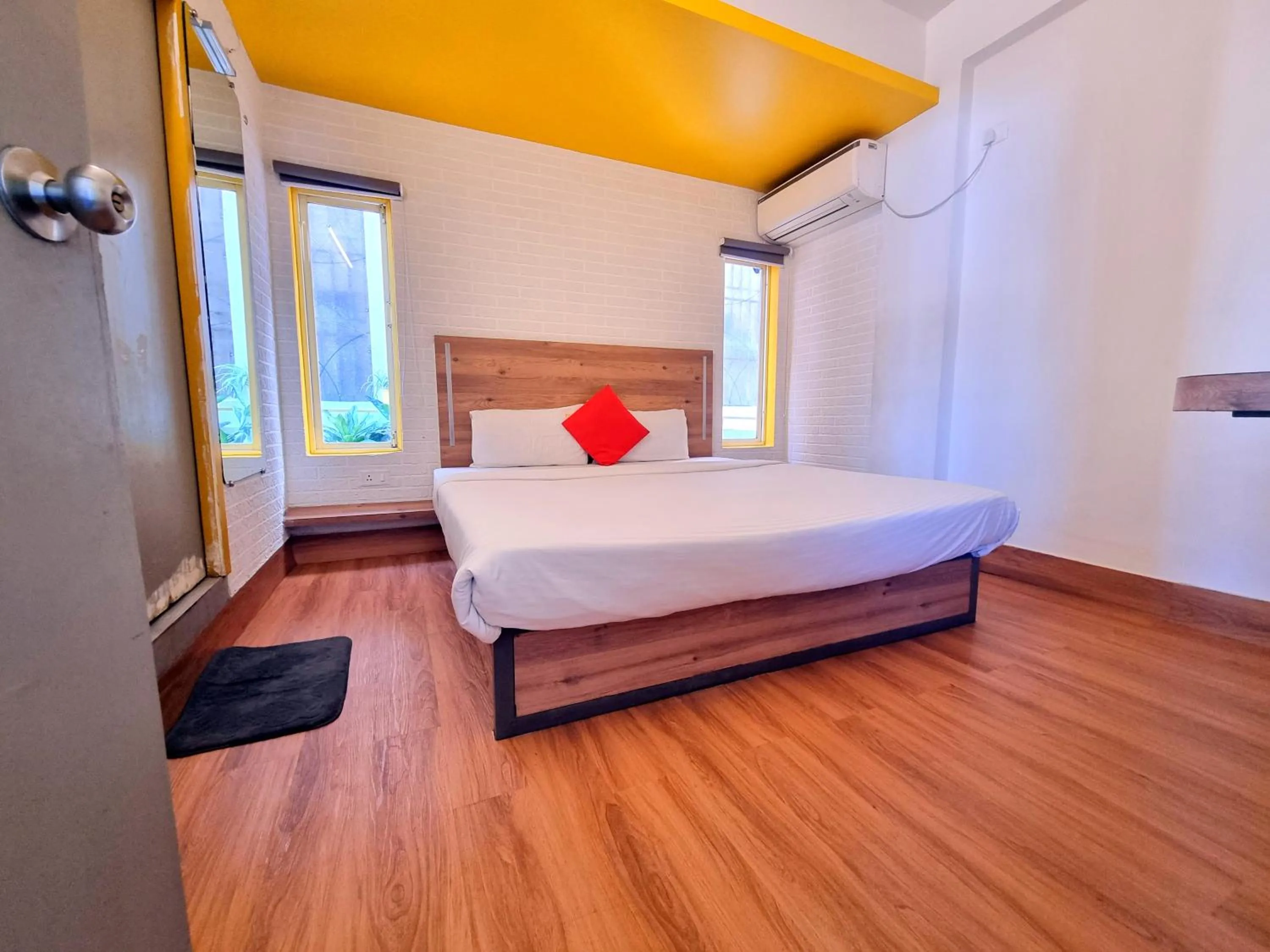 View (from property/room), Bed in Stayinn Nest