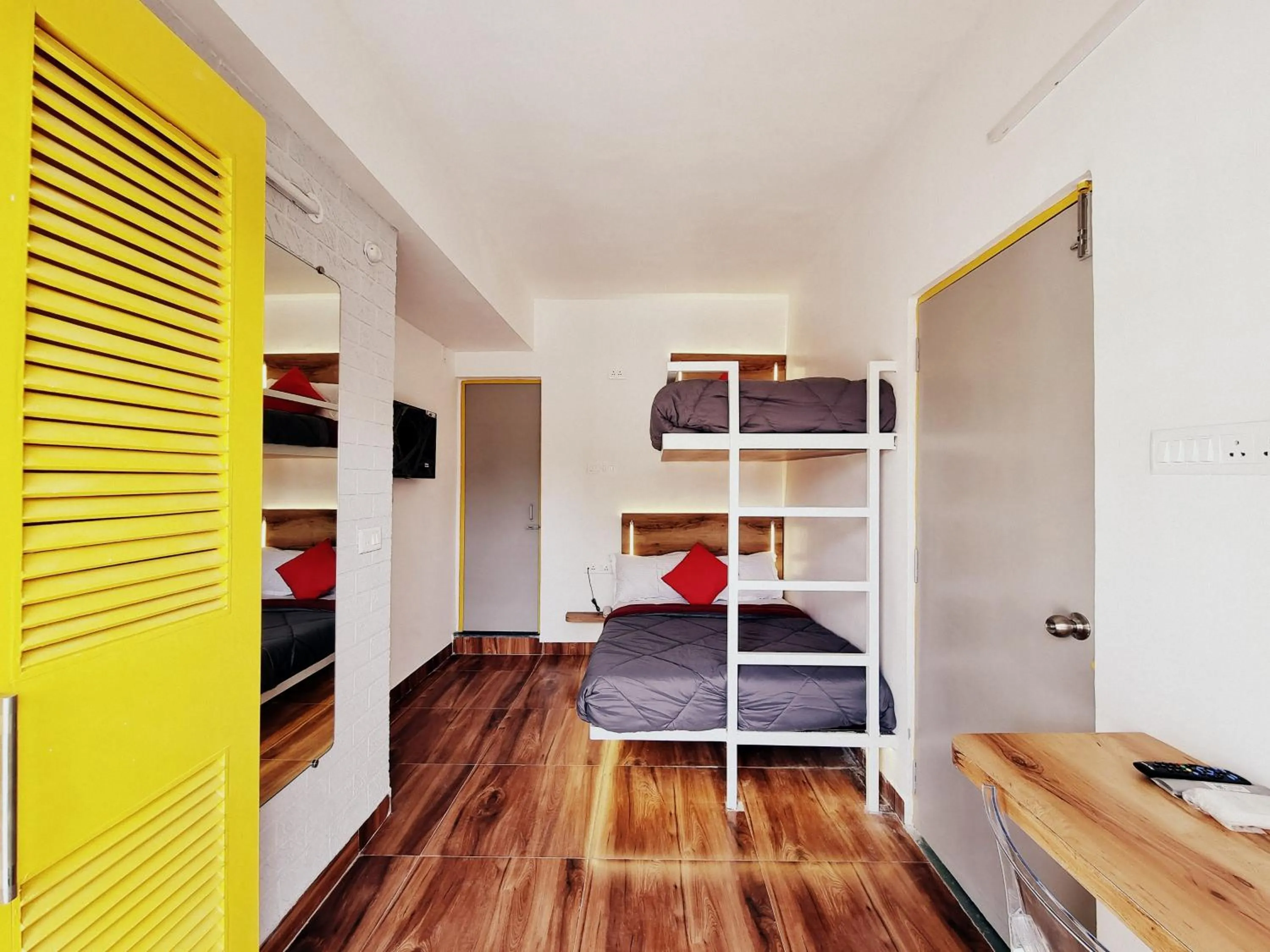 bunk bed, Bed in Stayinn Nest